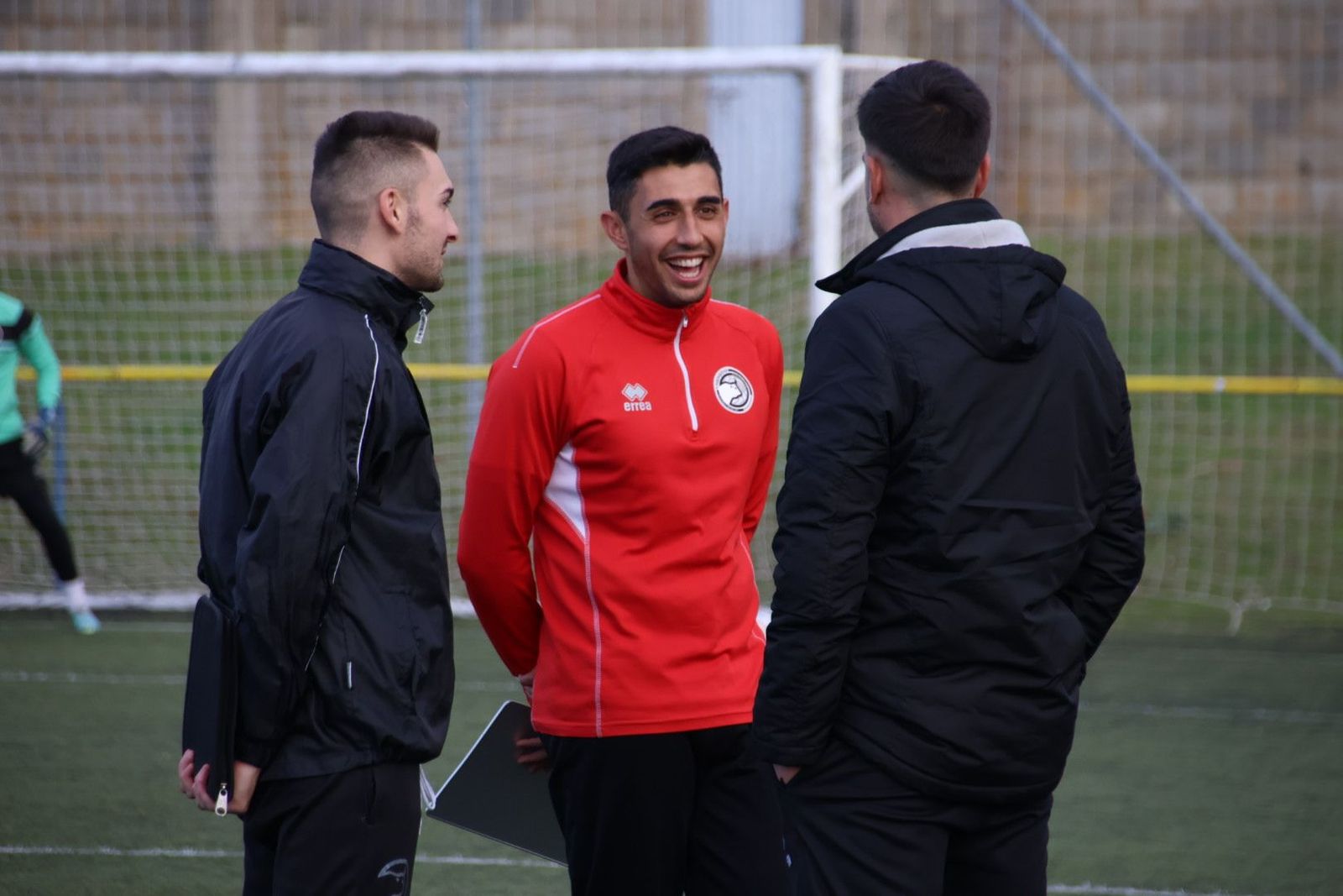 Raúl Fuentes, José Rodríguez y Ramiro Mayor en un entrenamiento de Unionistas 2 | FOTO ANDREA MATEOS