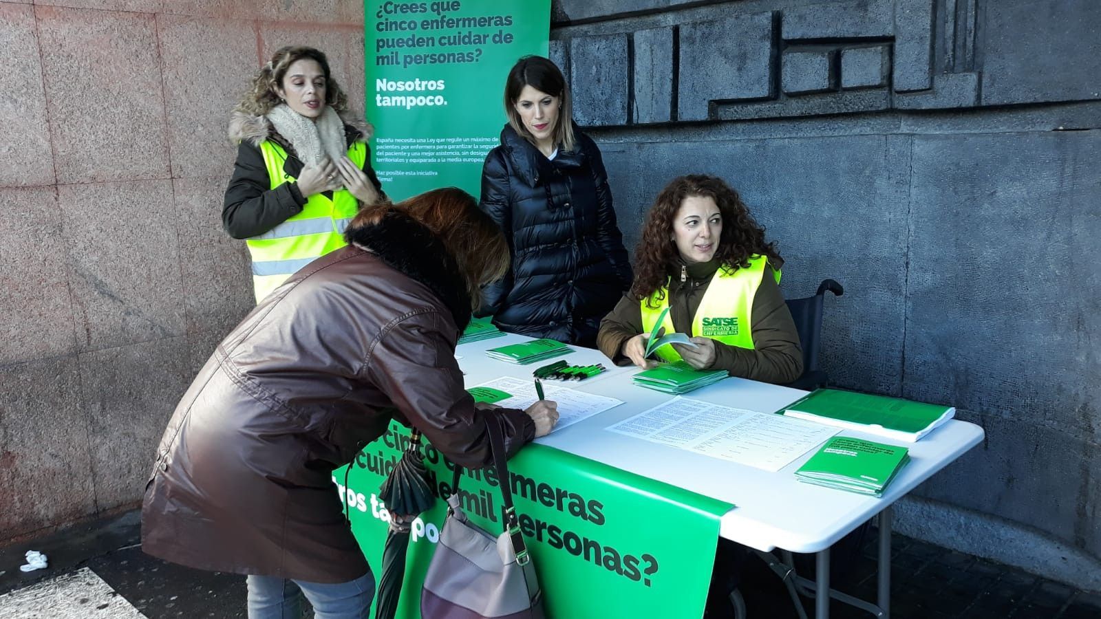 6b111bee ec52 461b b44c c2c66d39c171