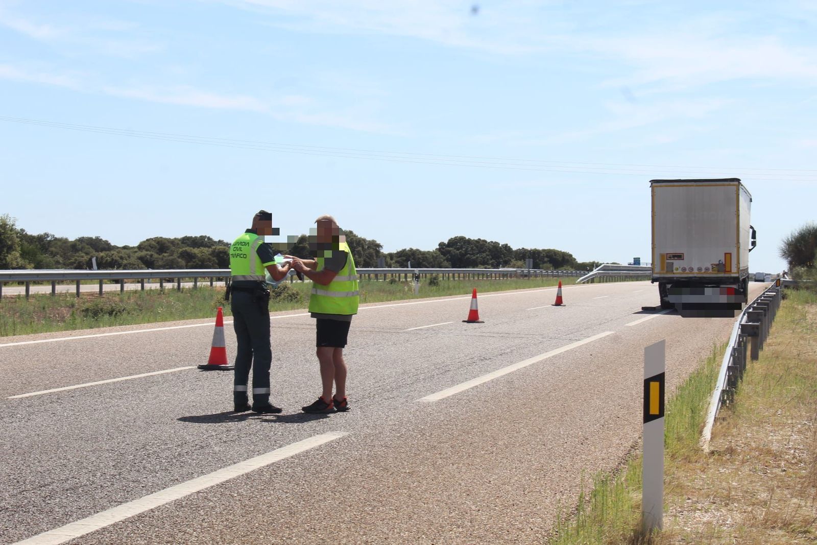 whatsapp-image-2024-07-16-at-17-07-37