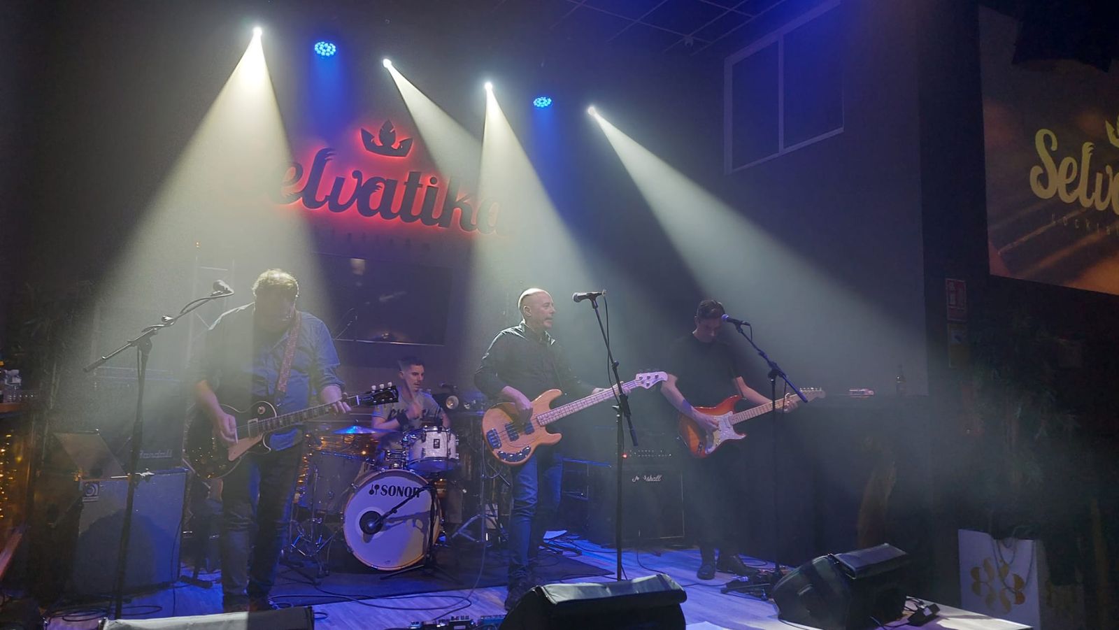 fhlim-en-la-sala-selvatika-8