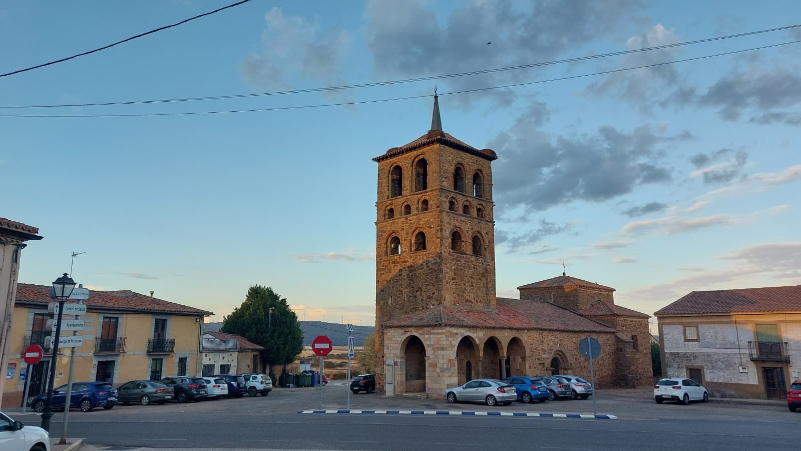 Plaza John Williams de Tábara