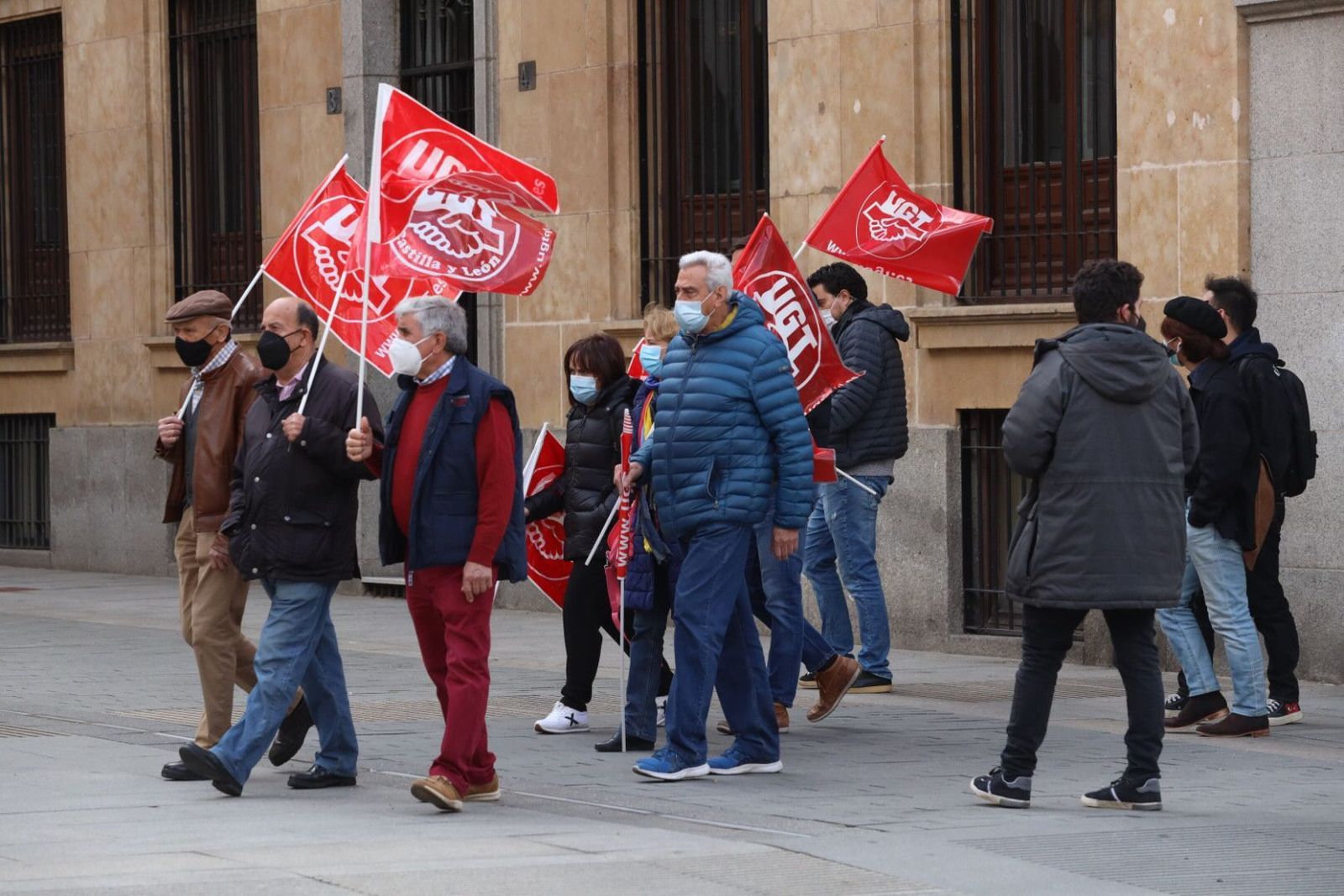 Concentración en Salamanca de UGT y CCOO para solicitar la subida del salario mínimo y la derogación de la reforma laboral,  imagen de archivo