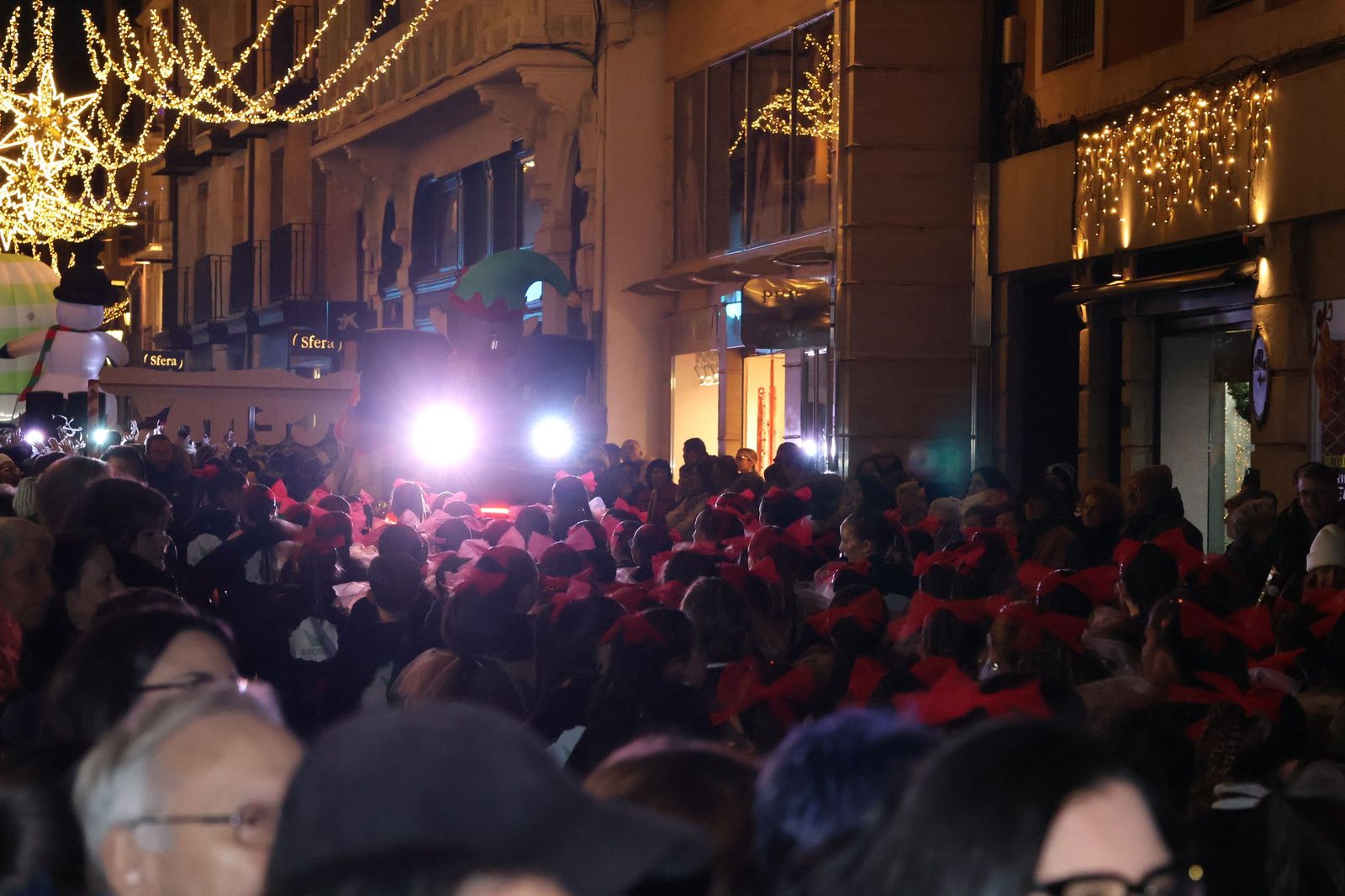 GALERÍA | El animado pasacalles de Escena por el centro de Zamora, en imágenes