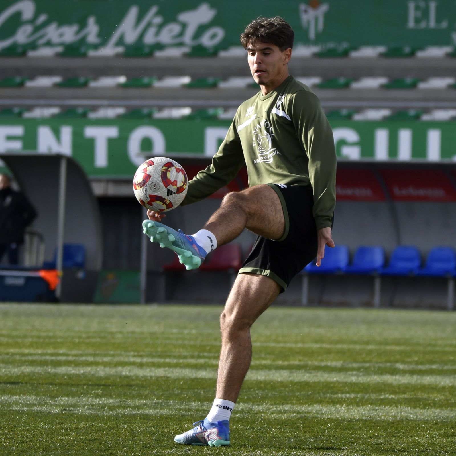 Alejandro Morales en un entrenamiento