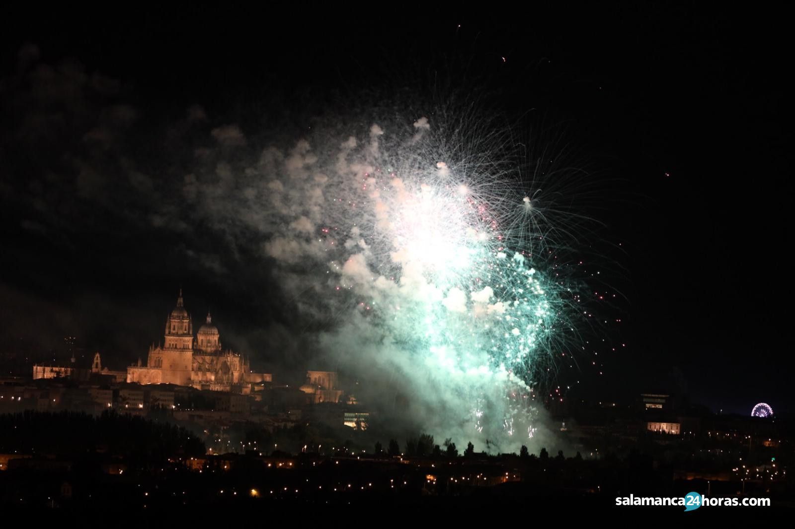 Fuegos artificiales domingo (4)