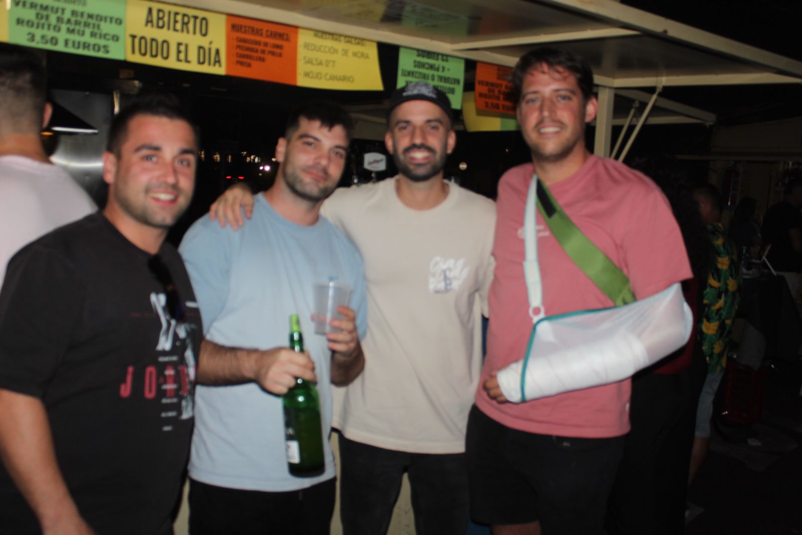 Ambiente en la Feria de Día en la tarde de este lunes