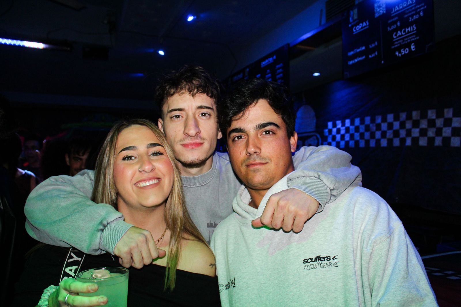 Salamanca de noche, sábado 6 de diciembre