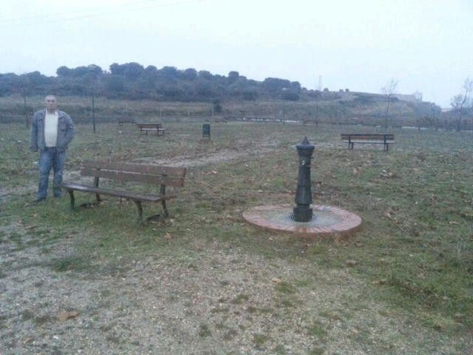 El Ayuntamiento inicia la mejora de los parques y jardines en Vega de Salamanca