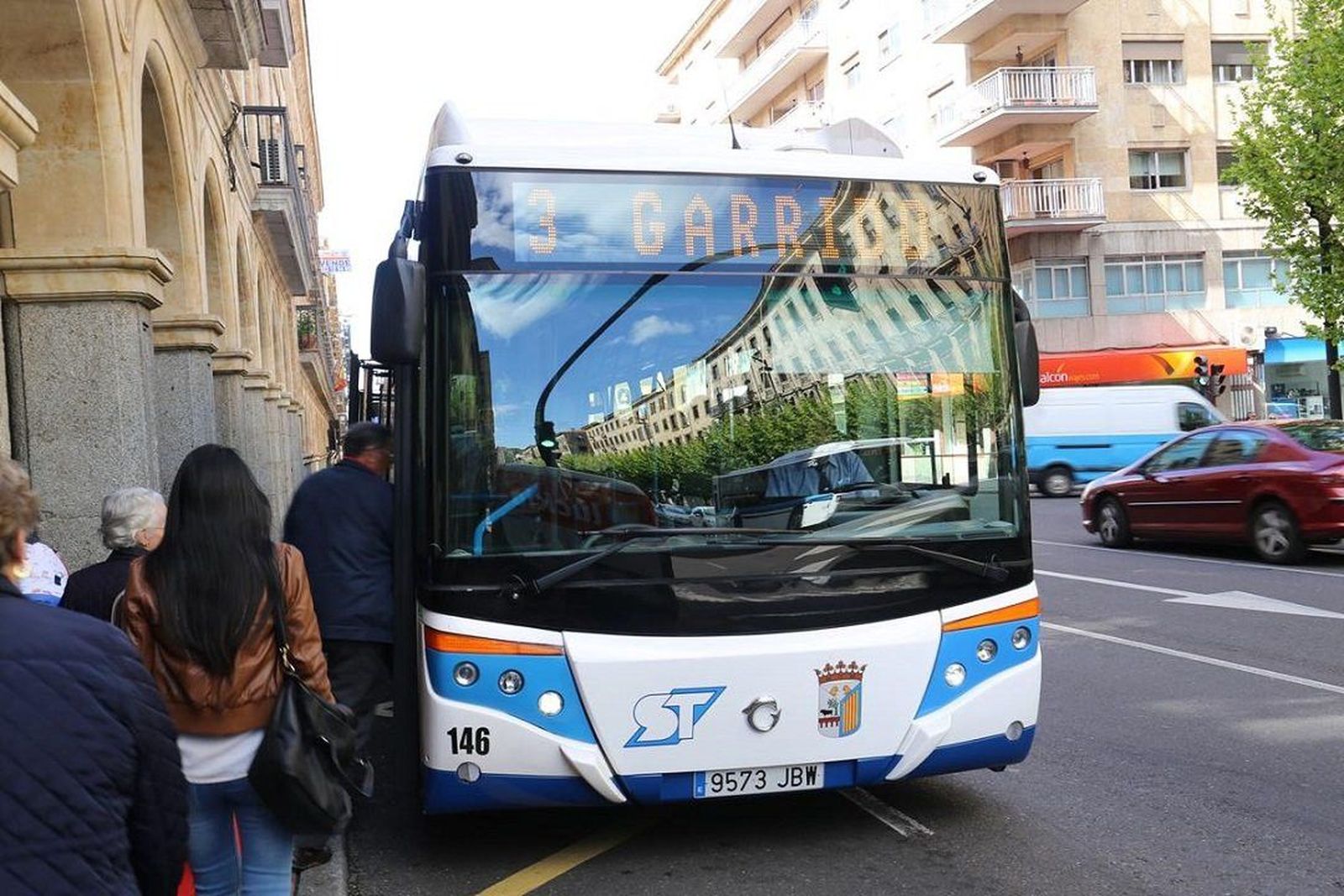 Autobús urbano en Gran Vía