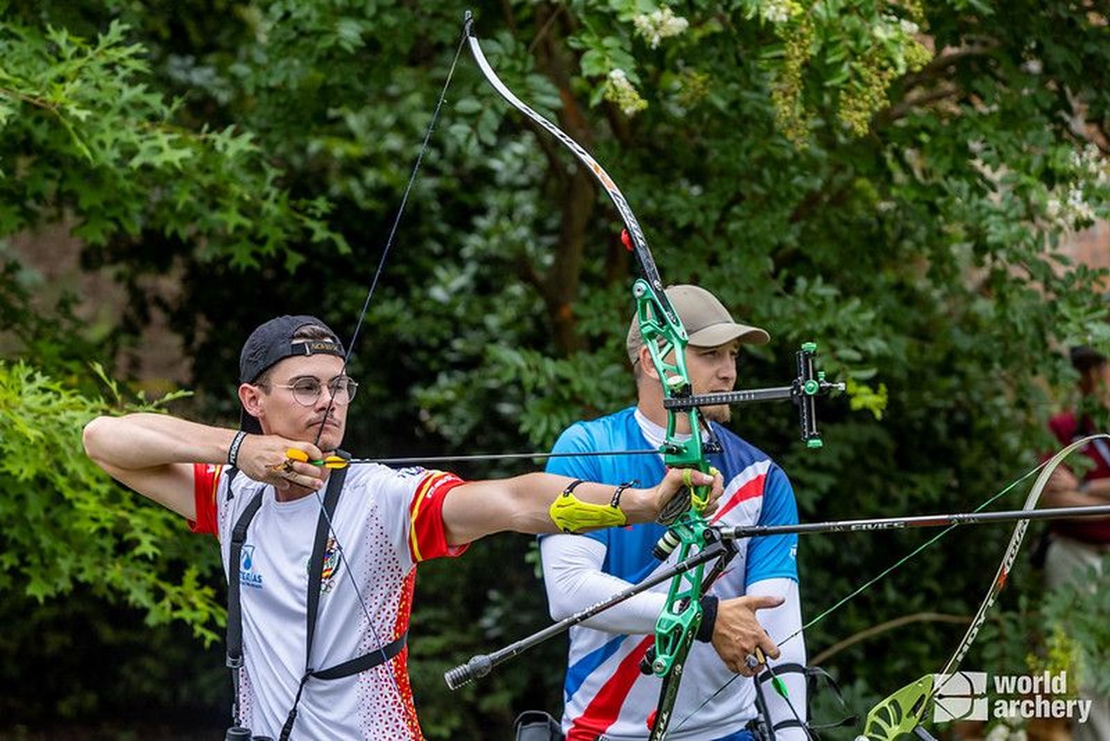 Carlos Iglesias, nueve veces campeón de España, en una competición de tiro con arco