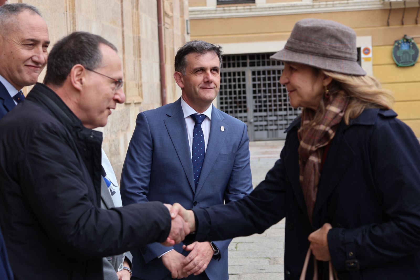 visita-de-la-infanta-elena-a-zamora-11