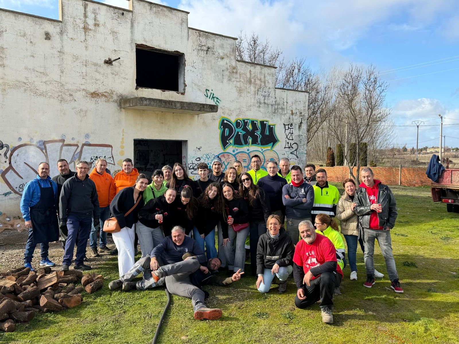 Comida solidaria de las peñas y los quintos 2026 en Villamayor