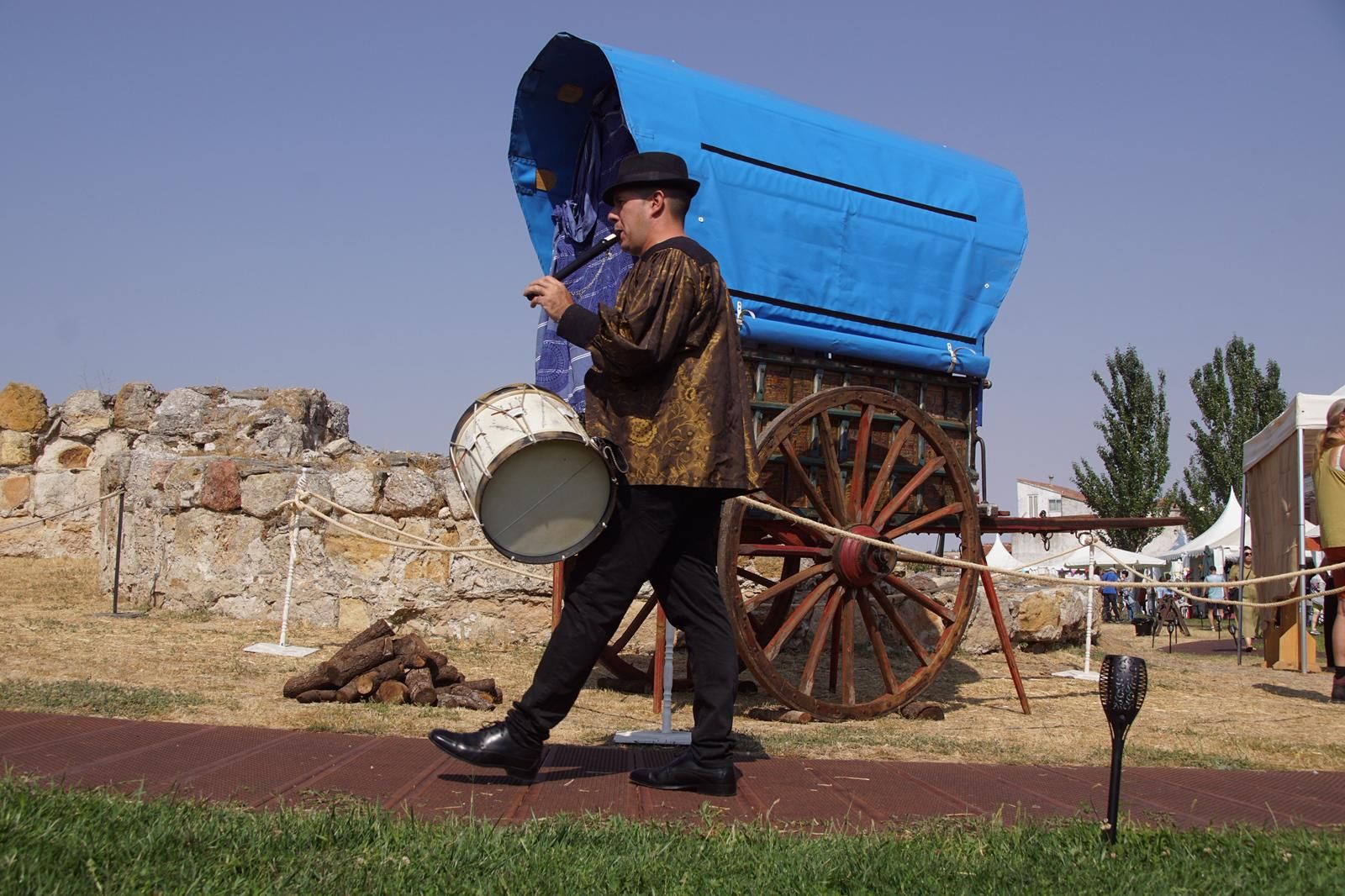 Inauguración del mercado medieval de Alba de Tormes
