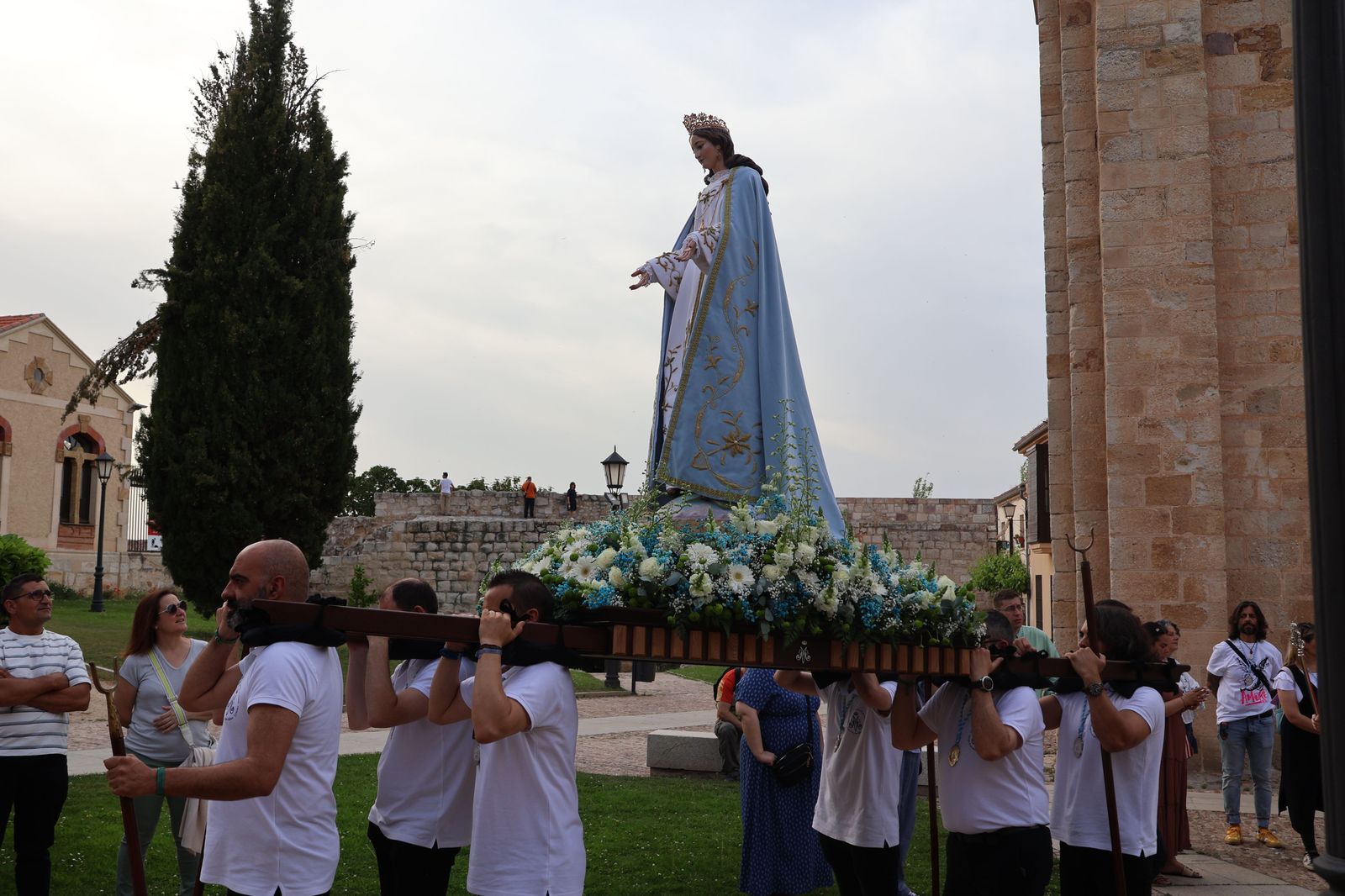 procesion-del-amor-hermoso-2025-3