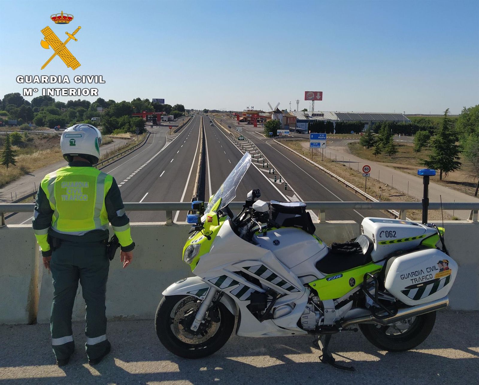 Detenido un camionero que circuló 20 kilómetros en sentido contrario por la A-2, a su paso por la provincia de Soria, y que se negó a hacer test de alcohol