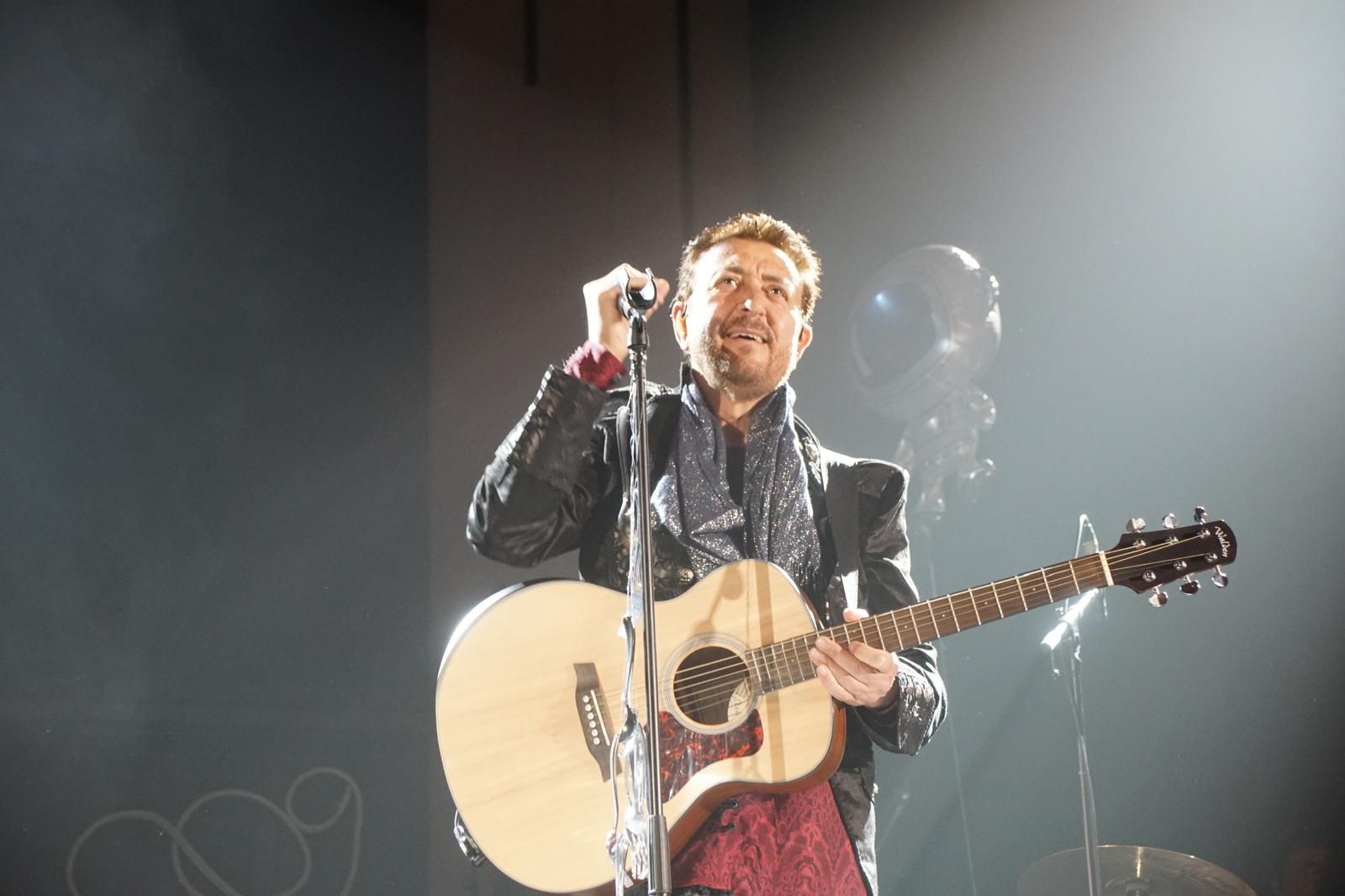 concierto-de-manolo-garcia-en-el-multiusos-sanchez-paraiso-fotos-juanes-51