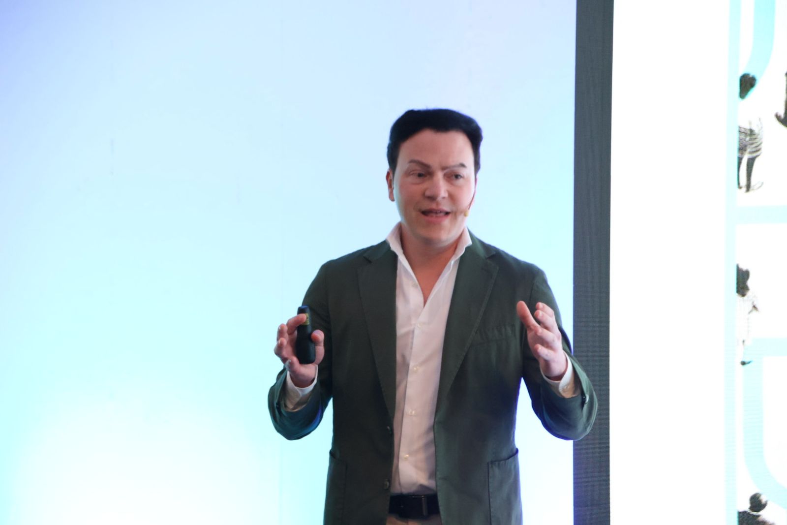 El concejal de Promoción Económica, Pedro Martínez, presenta Talemtun en el marco de Salamanca Tech Summit