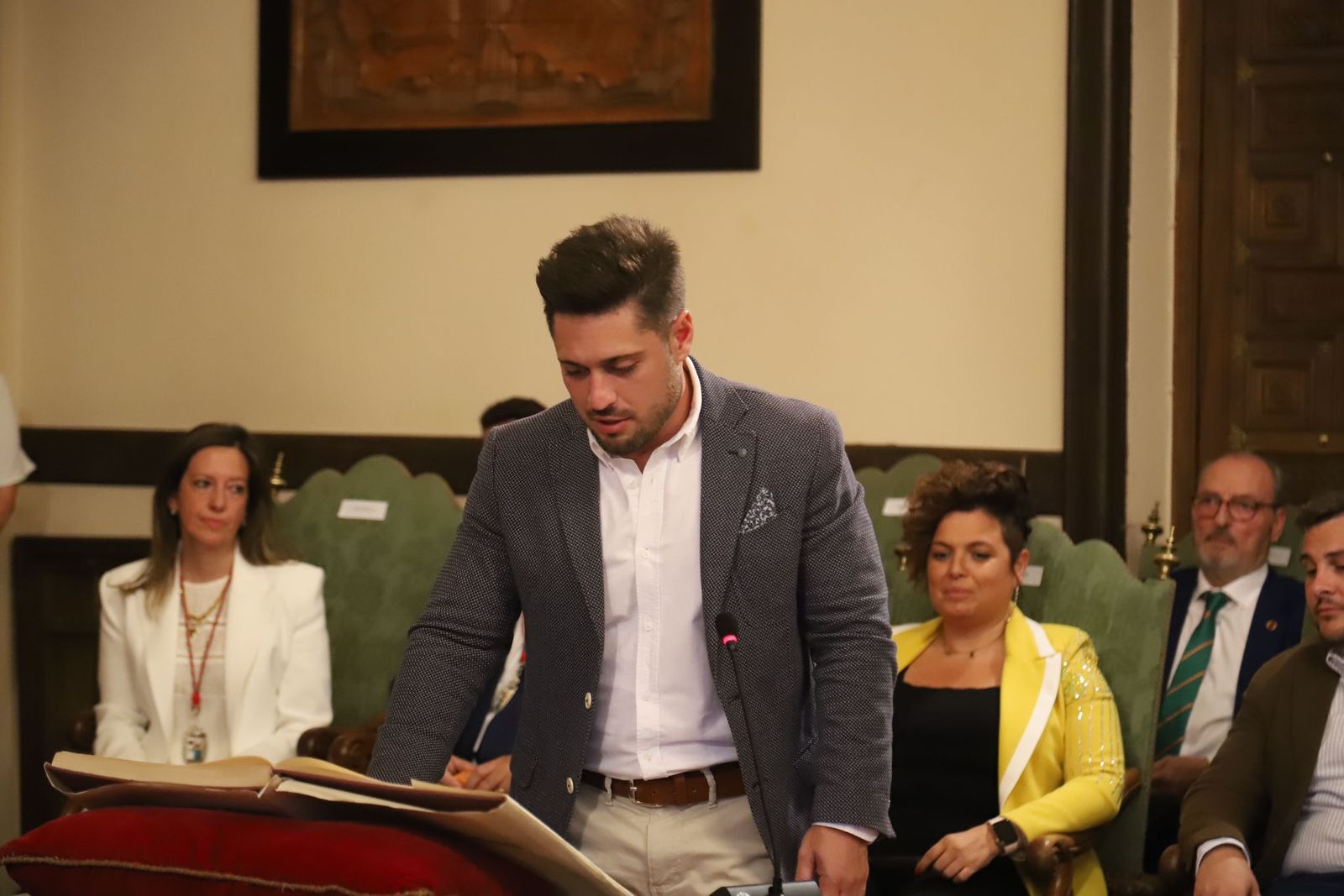 jura-del-cargo-de-los-concejales-del-ayuntamiento-24