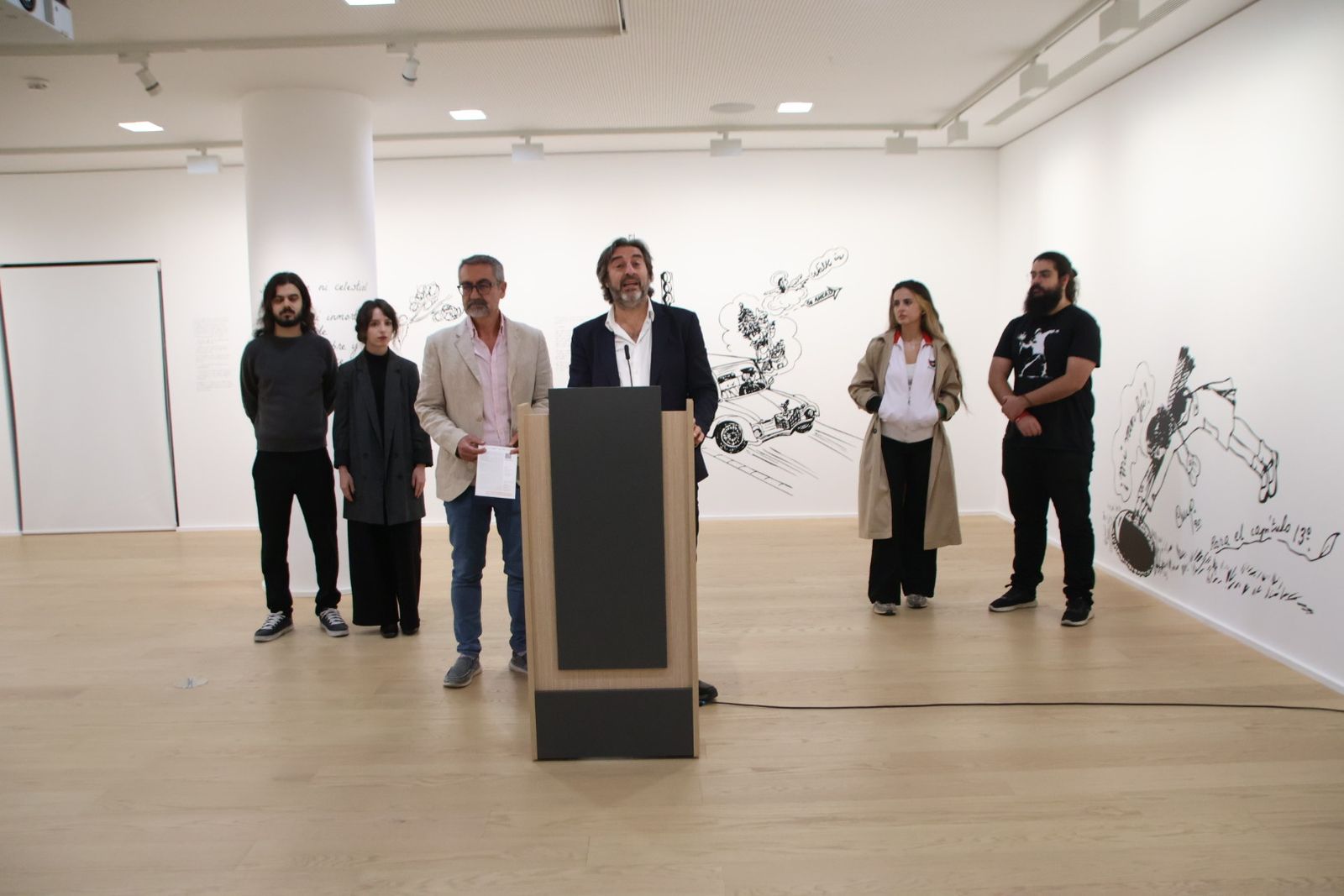  El Servicio de Actividades Culturales de la Universidad de Salamanca presenta la exposición “Caperucita en Manhattan y otros cuentos”