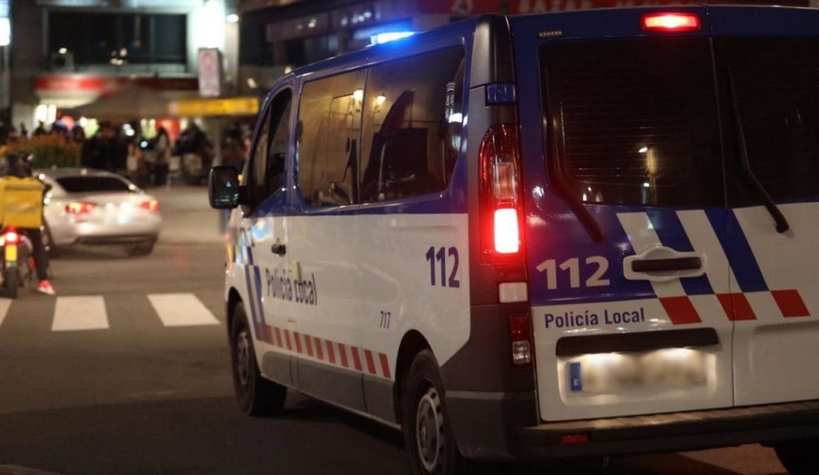 Trasladada al Hospital una joven en Salamanca tras caerse por la ventana por estar bajo los efectos del alcohol