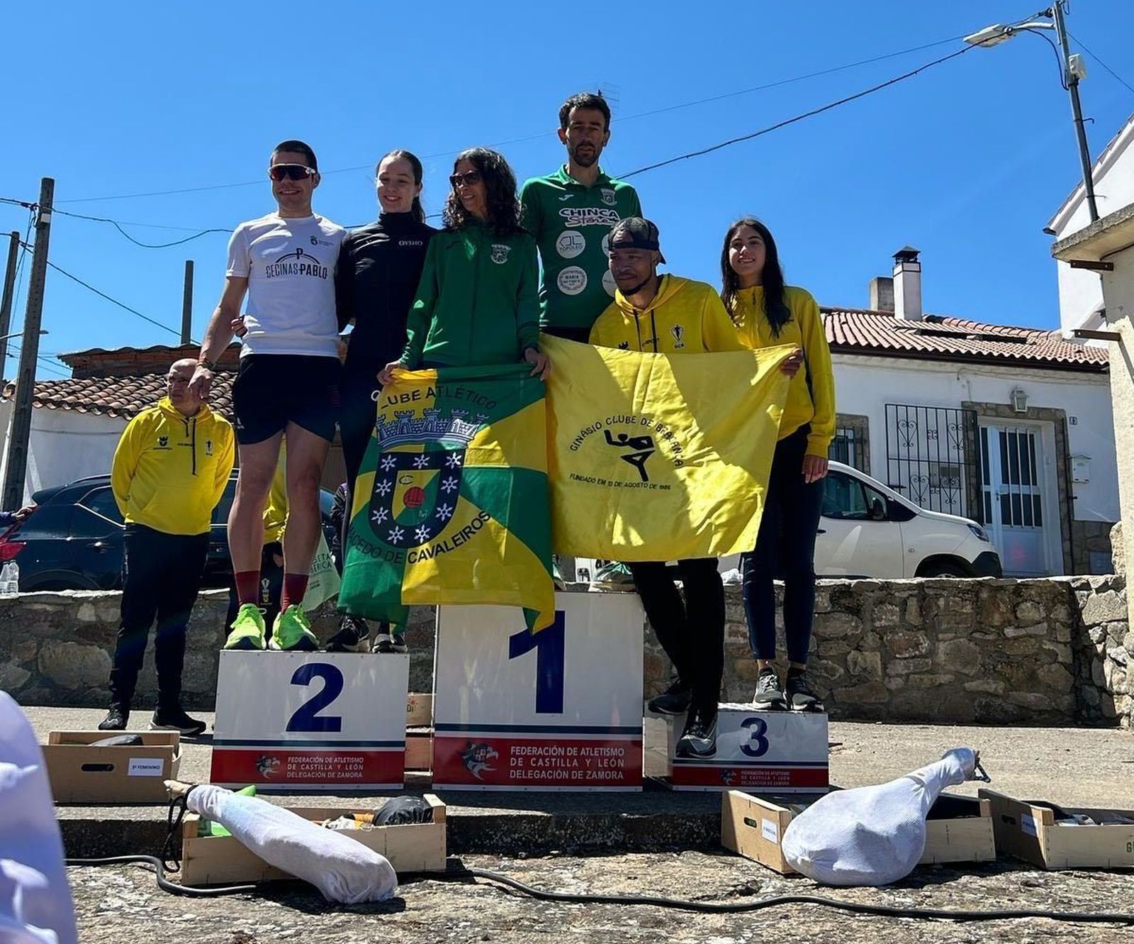 Rui Muga y Lucinda Da Conceicao, vencedores de la Carrera Popular de Peñausende