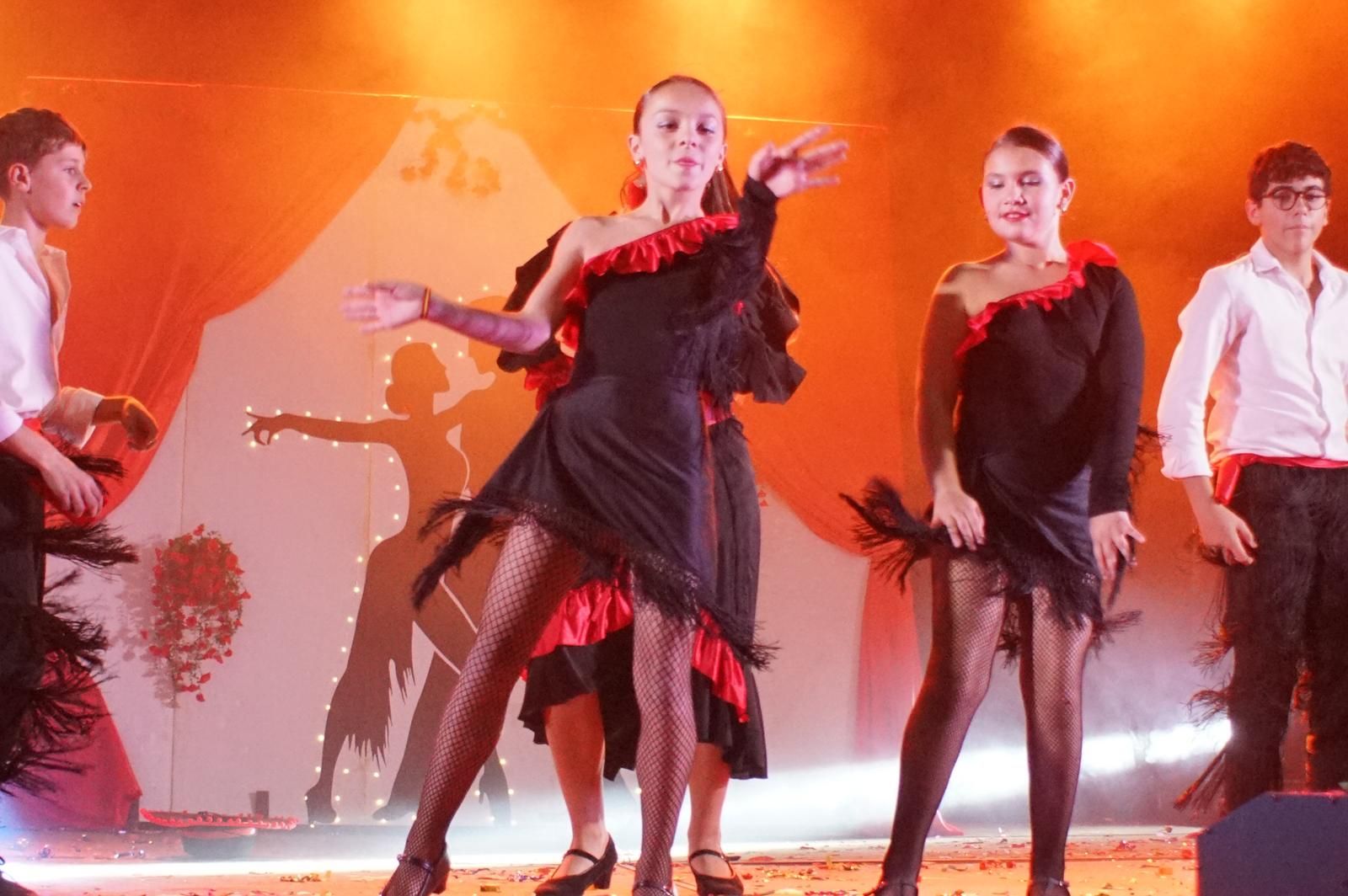 Emoción y creatividad en la primera cita del Play Back infantil en Alba de Tormes