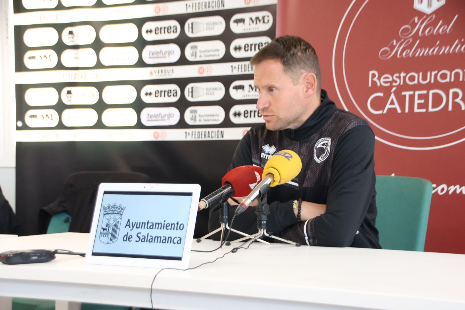 Mario Simón en rueda de prensa