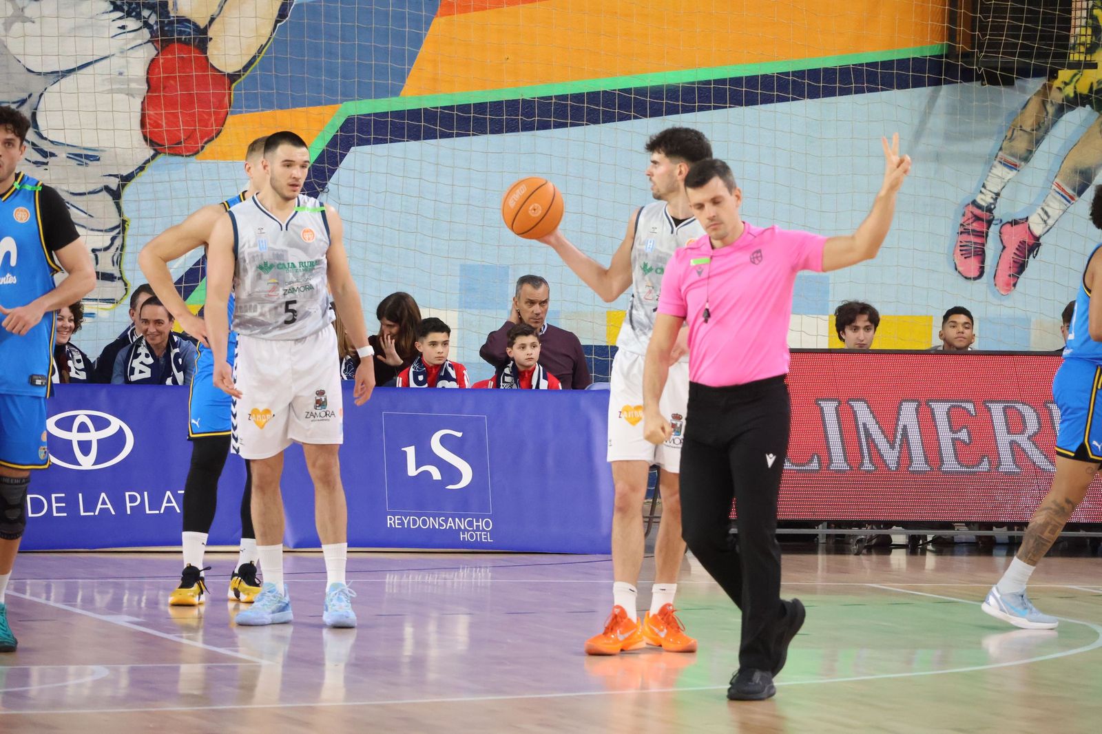 GALERÍA | Revive el esperado encuentro entre el CB Zamora y el Movistar Estudiantes