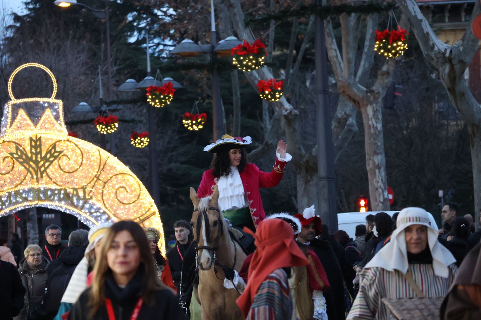 El Cartero de Sus Majestades de Oriente recoge las cartas de los pequeños zamoranos (10).JPG