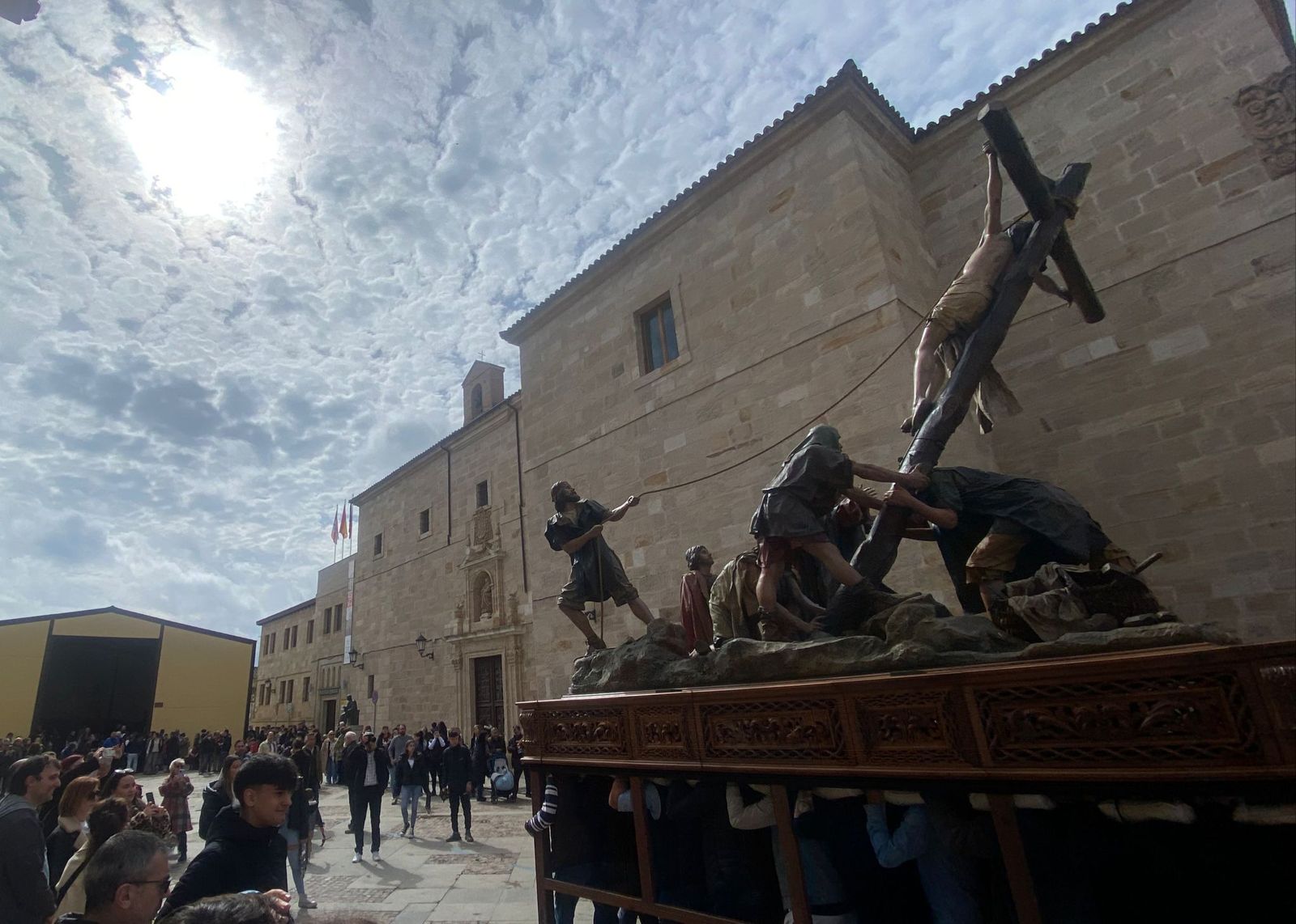 Traslado de pasos a la carpa