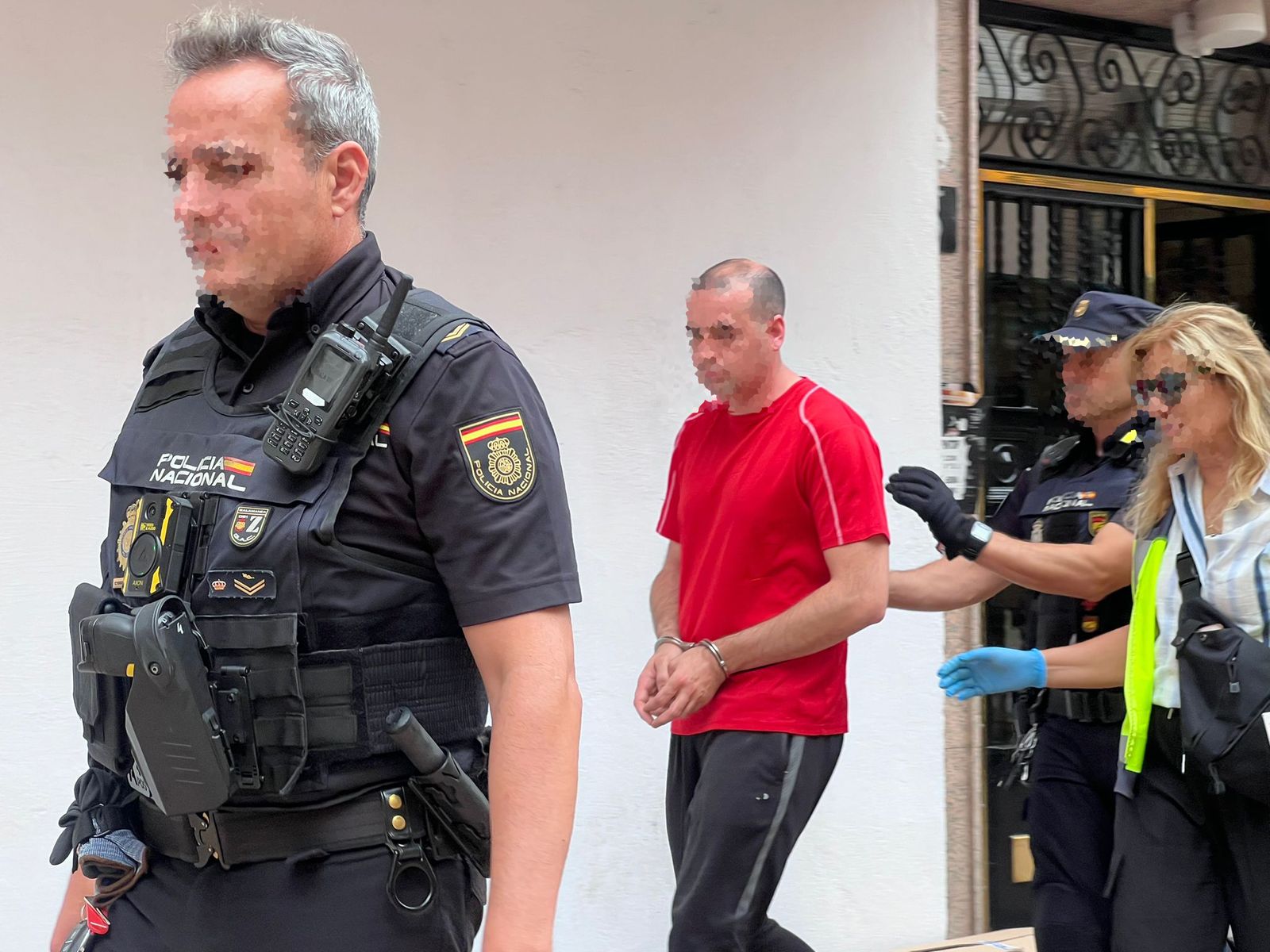 Un detenido en una operación de Policía Nacional en el barrio Vidal (18).jpeg