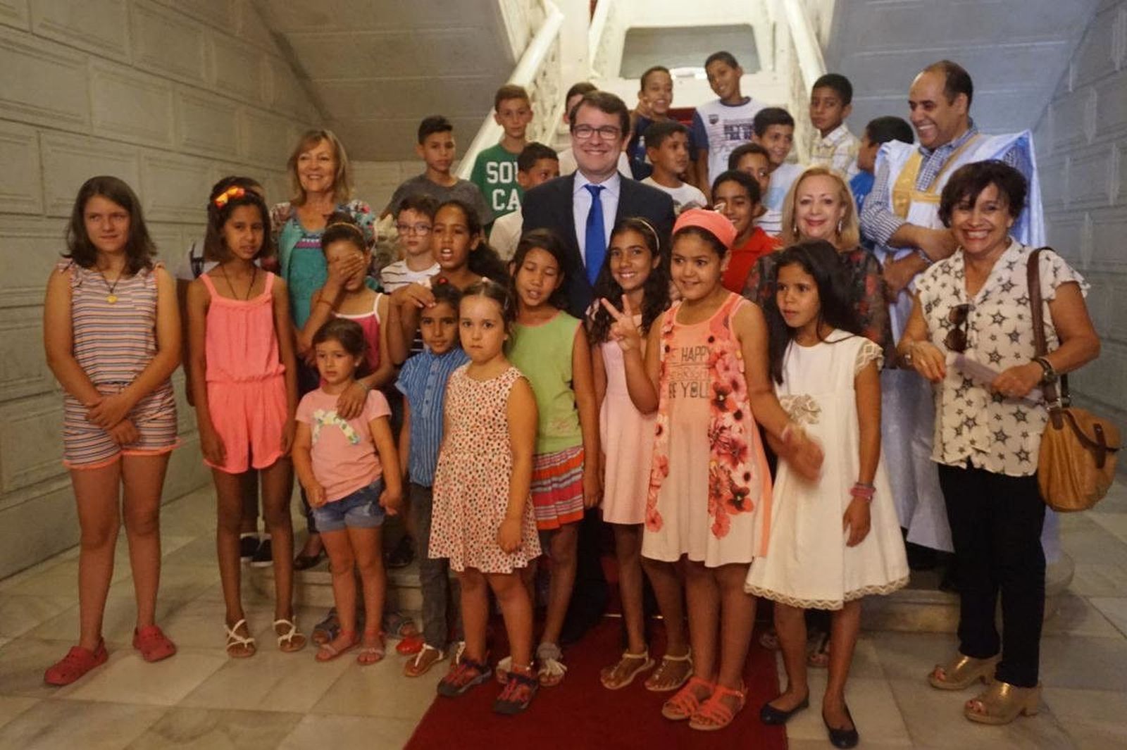 Visita de los niños saharauis al Ayuntamiento