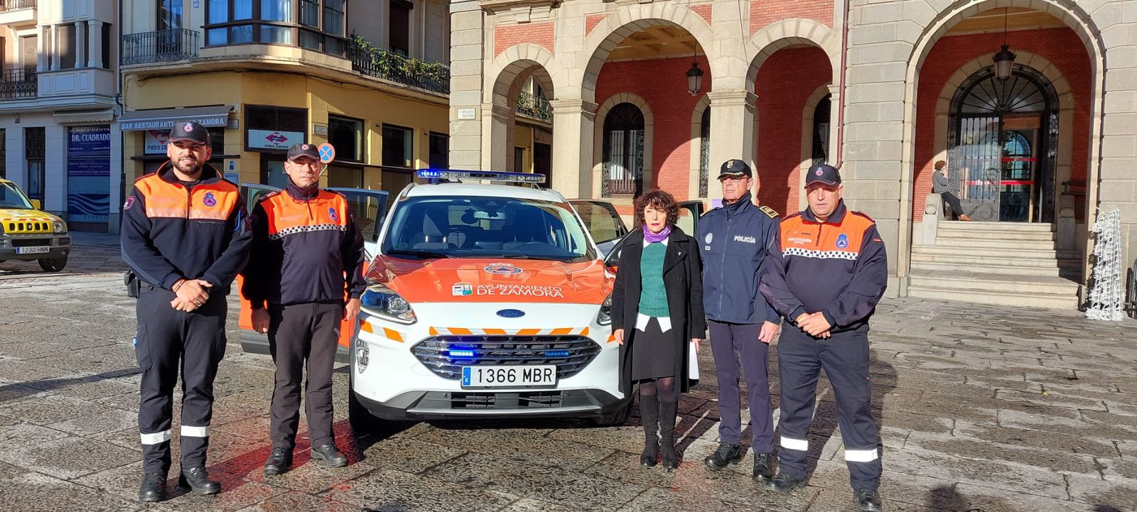 Presentación del nuevo vehículo