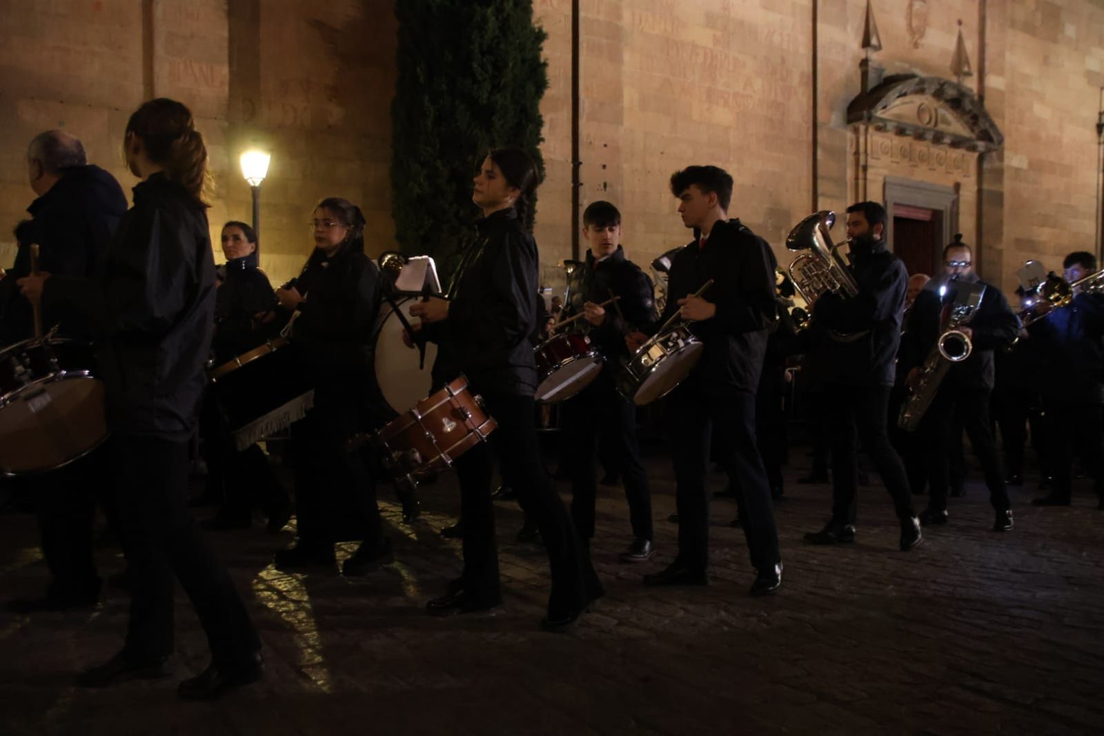 whatsapp-image-2023-04-04-at-21-49-42-1