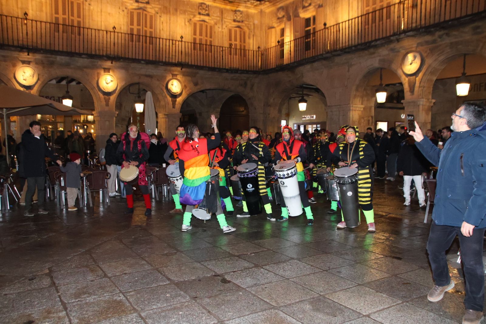 Pasacalles desde la Plaza del Liceo