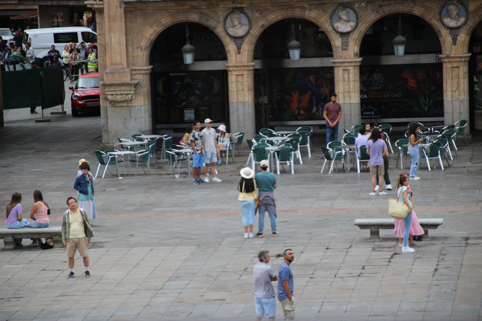 grabacion-de-una-persecucion-en-la-plaza-mayor-de-salamanca-dentro-de-una-produccion-de-bollywood-13