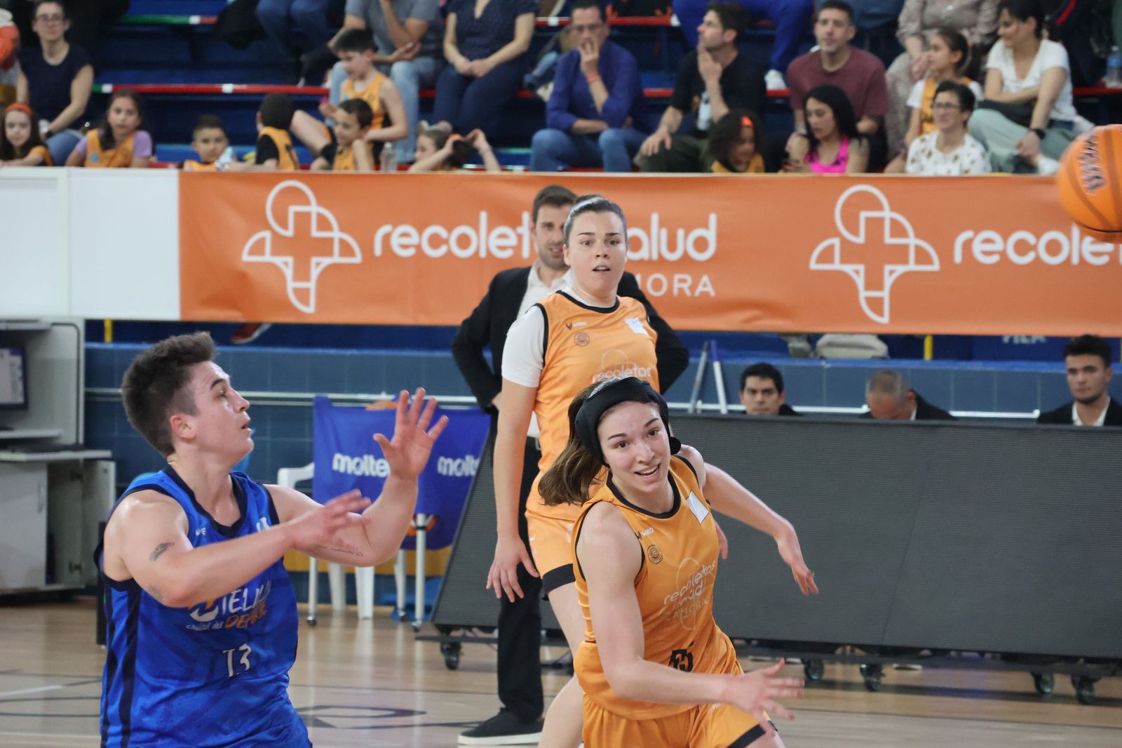 GALERÍA | El encuentro entre el CD Zamarat y el Melilla Ciudad del Deporte, en imágenes