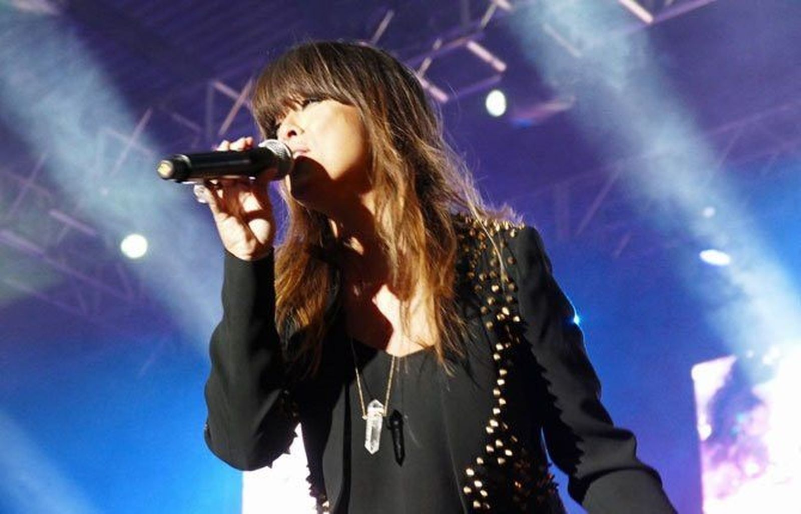 Público con “hábito” de Vanesa Martín