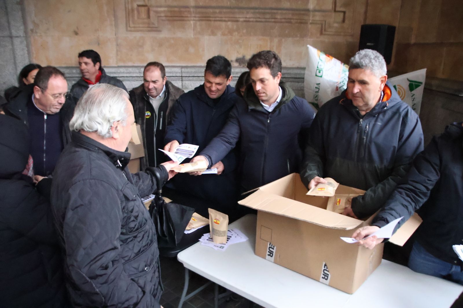 El sector de las legumbres y el cereal se manifiesta en Gran Vía contra Mercosur