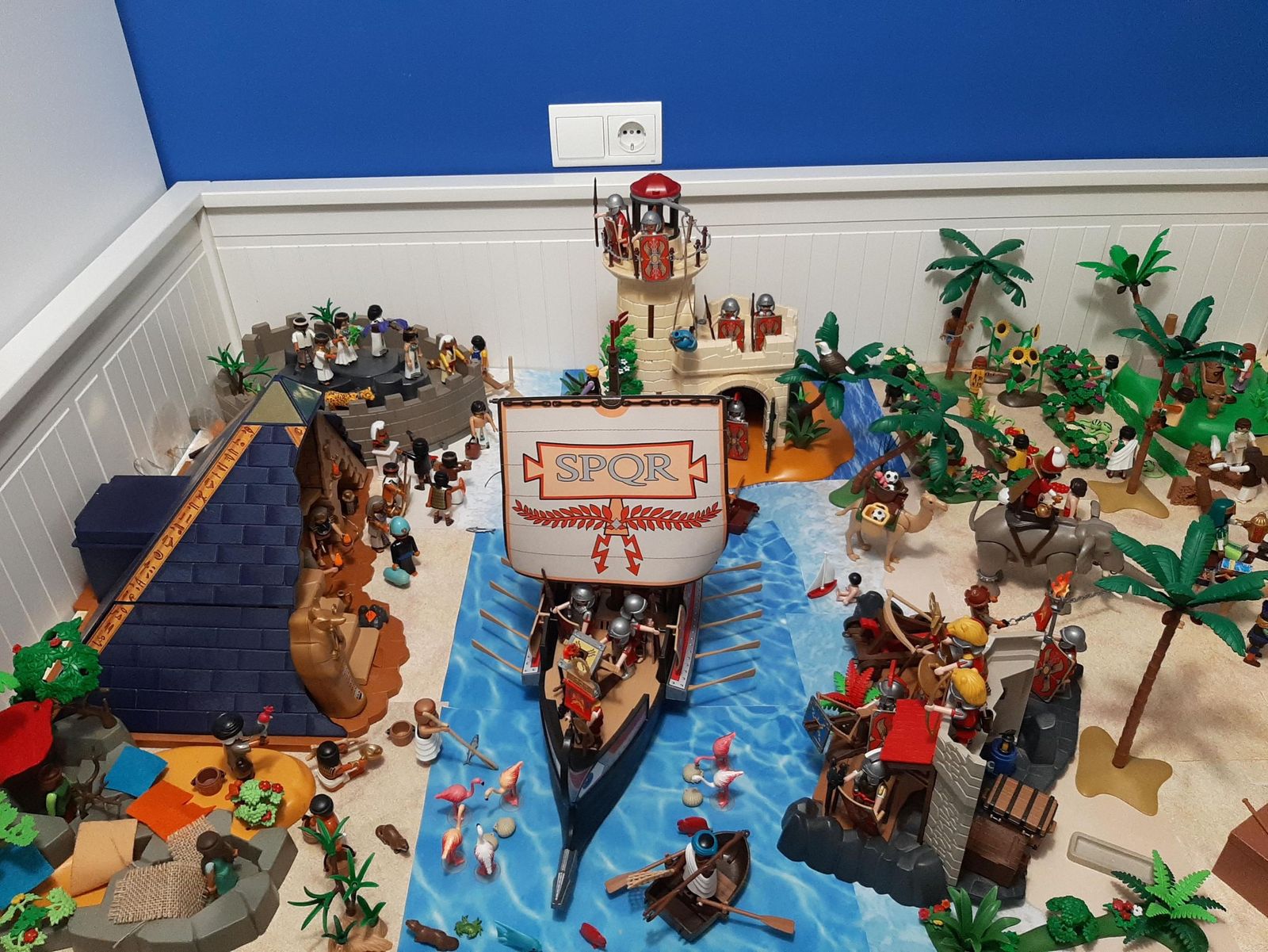 R.G.S. - Belén situado en una vivienda de la calle Alcalde Navarro (2).jpeg