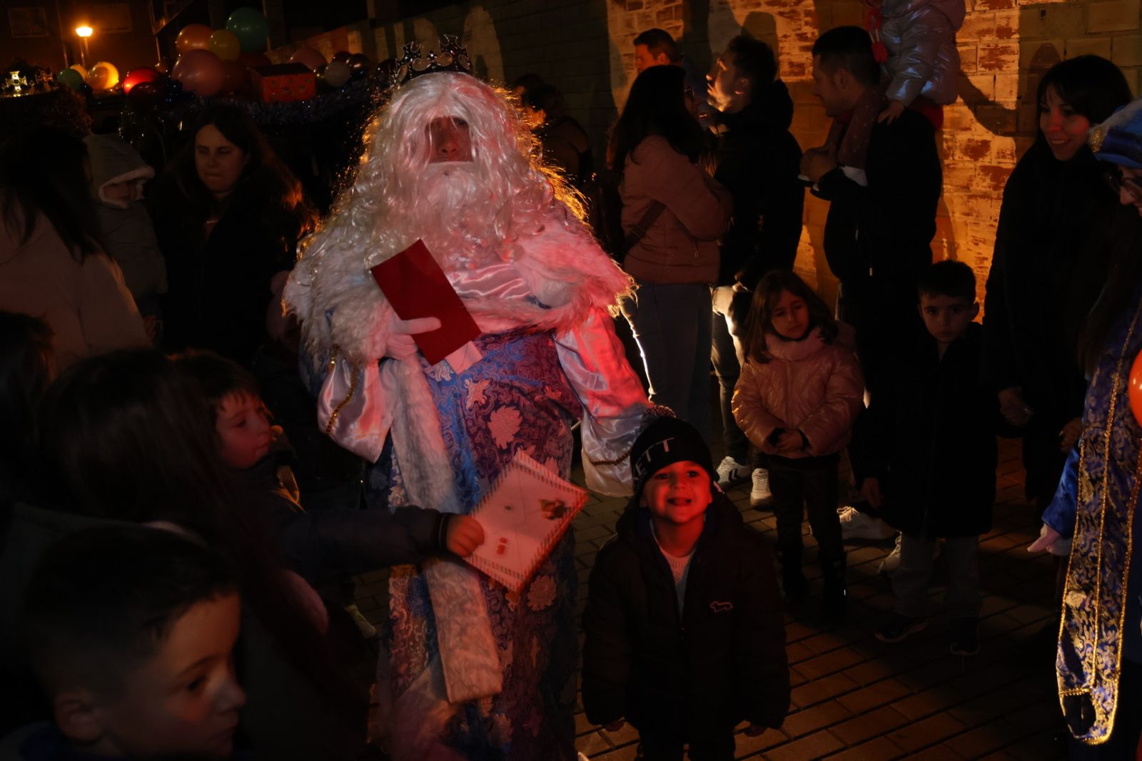Pasacalles navideño en el barrio de El Zurguén