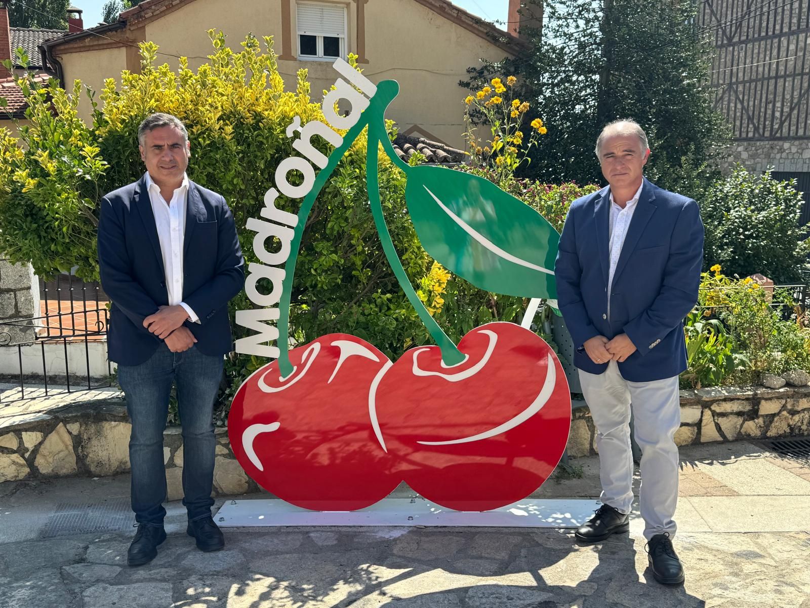 Madroñal inaugura un nuevo espacio interpretativo para ensalzar el potencial de la cereza