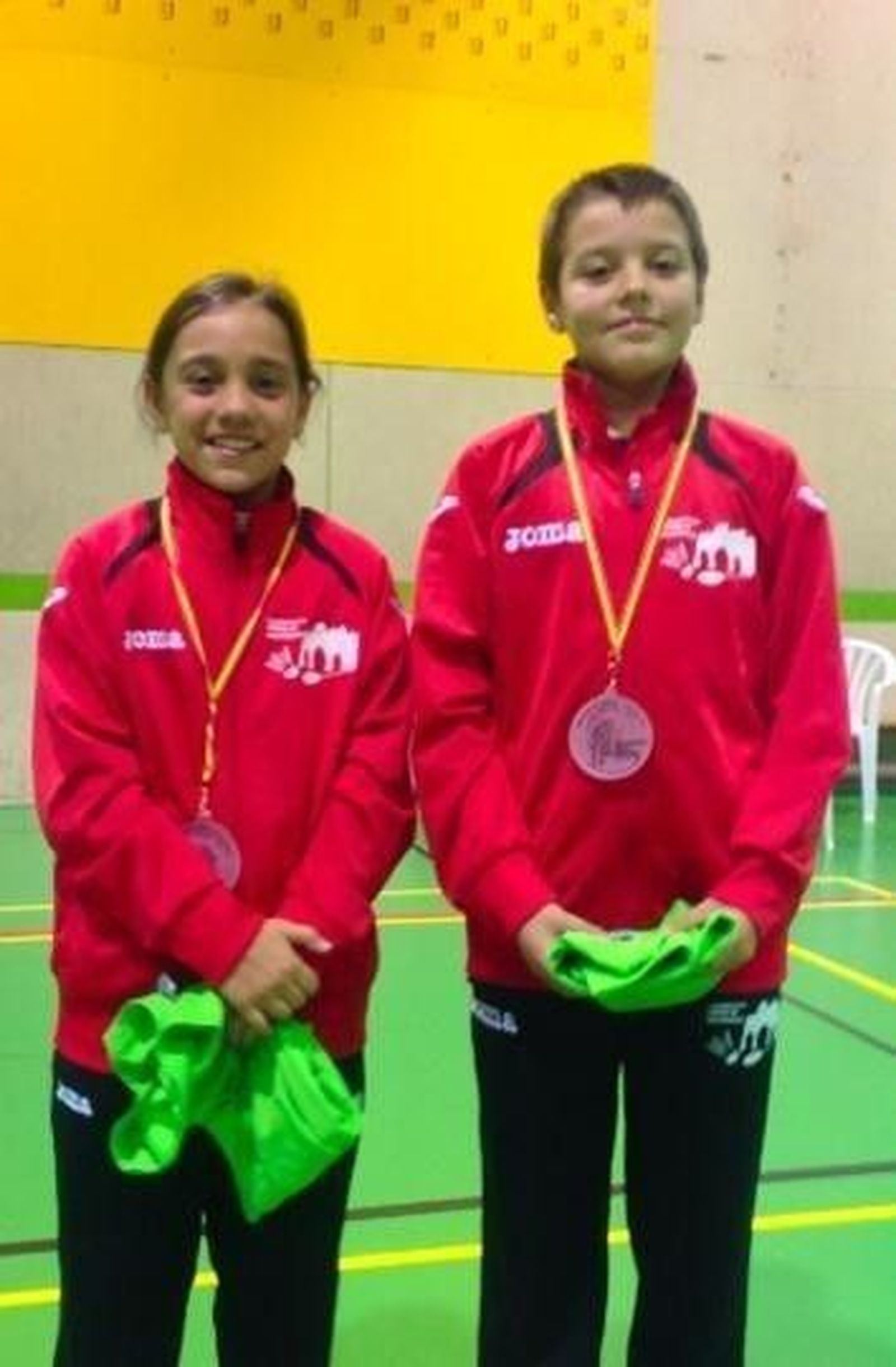 Dos medallas para el bádminton salmantino en el Campeonato de Castilla y León