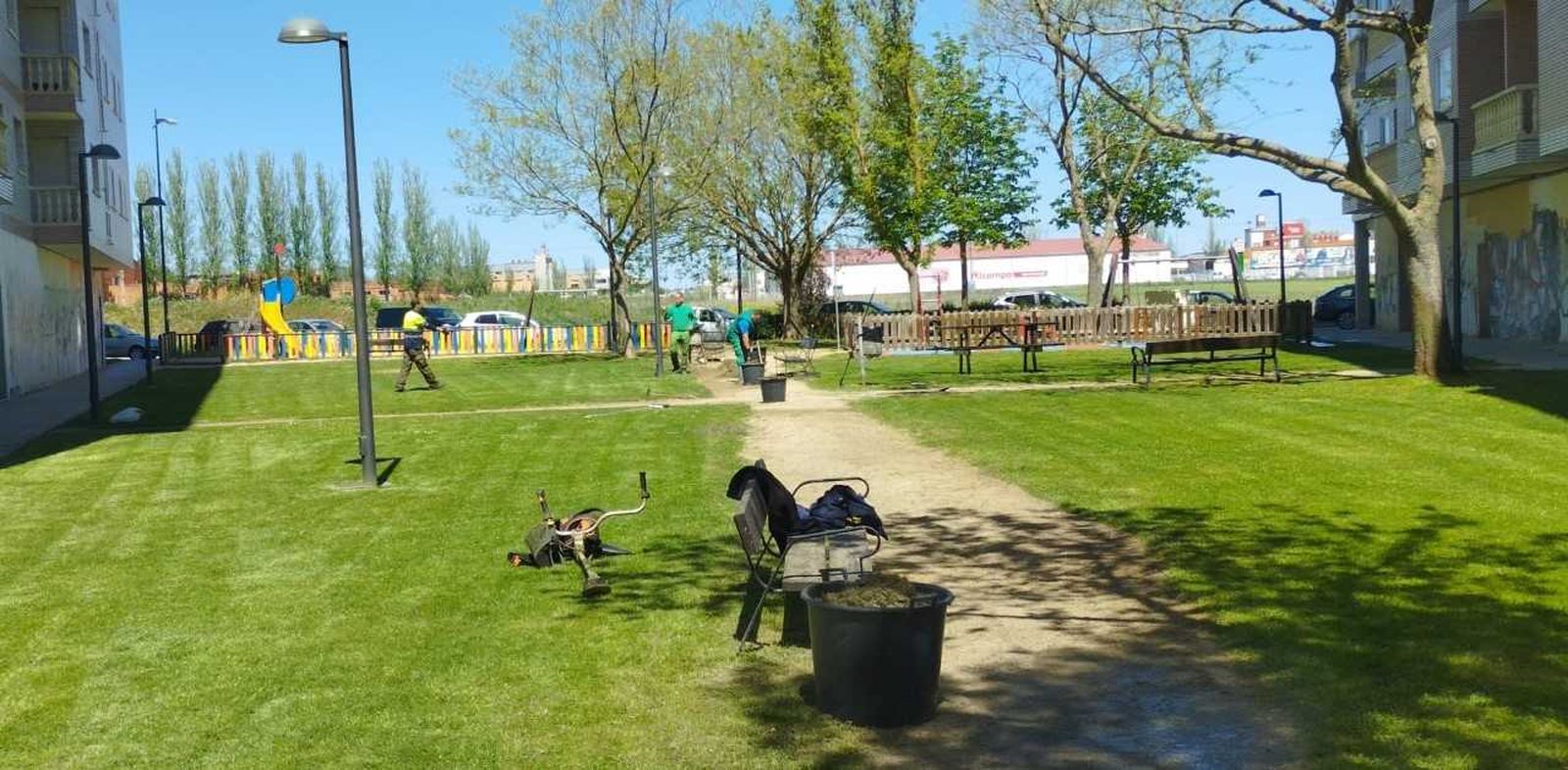 Continúa el plan de mejora de zonas verdes de la capital con dos nuevas intervenciones Continúa el plan de mejora de zonas verdes de la capital con dos nuevas intervenciones