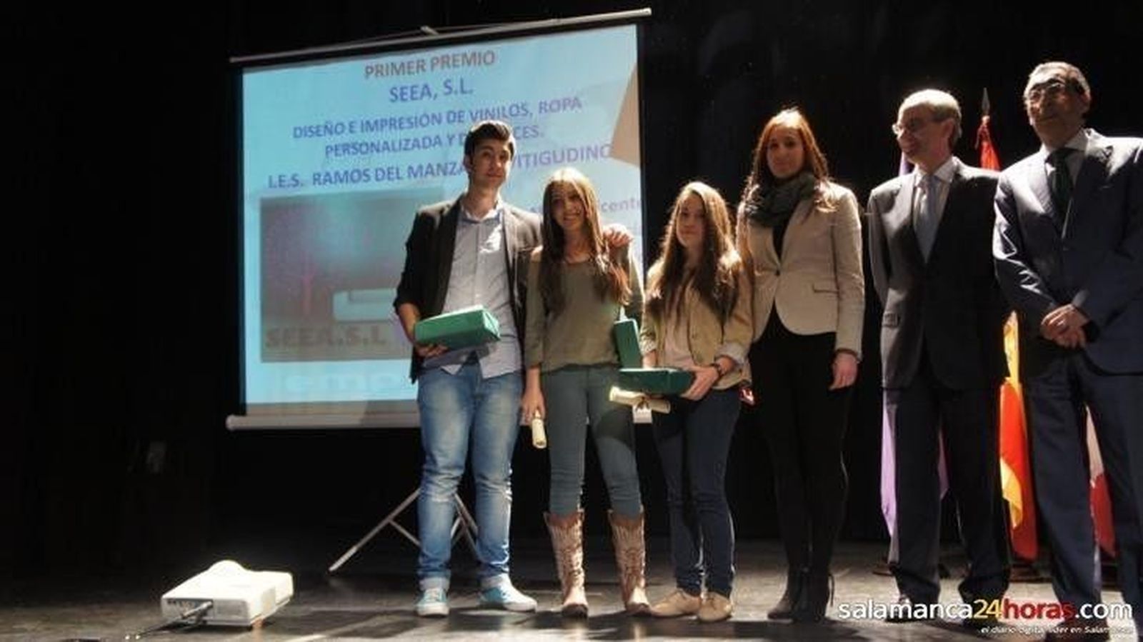 El Instituto Ramos del Manzano de Vitigudino gana el certamen provincial Motivar para Emprender