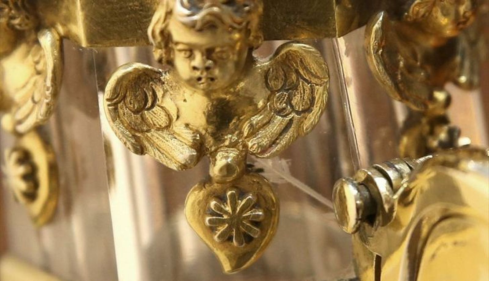 Restauración del relicario del brazo de Santa Teresa. Imagen Carmelitas Descalzos 