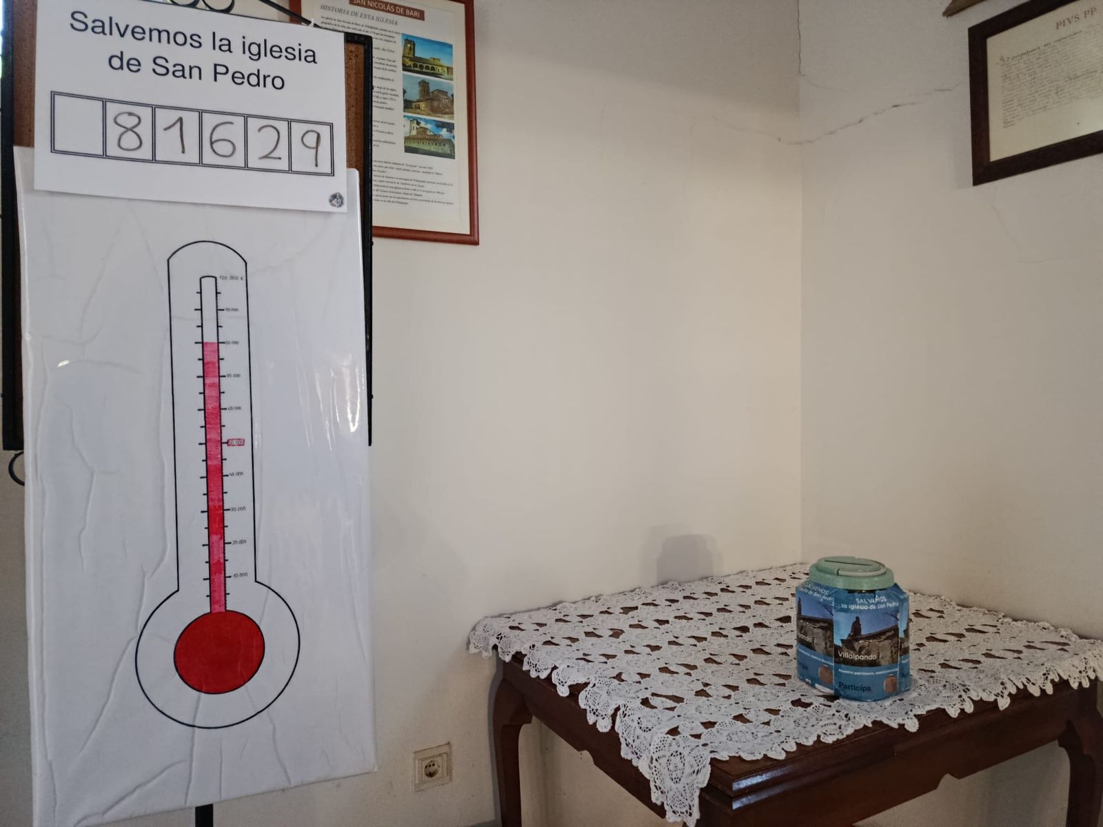 Hucha para la recaudación para la Iglesia de San pedro de VIllalpando