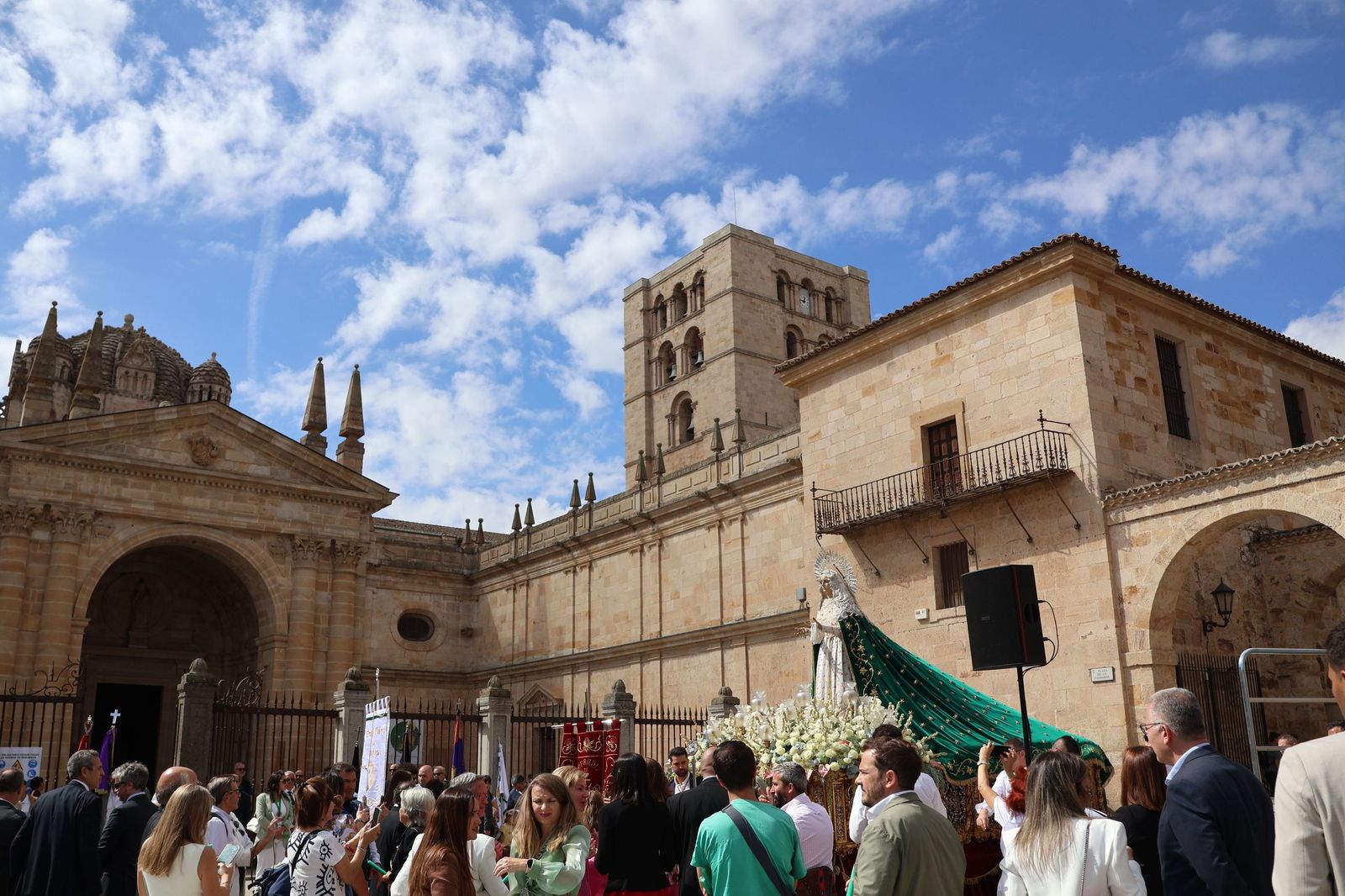 Procesión extraordinaria de la Virgen de La Esperanza