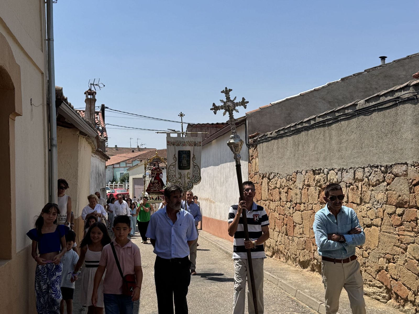 Moriscos. Procesión acompañada por la Agrupación Musical Virgen de la Vega