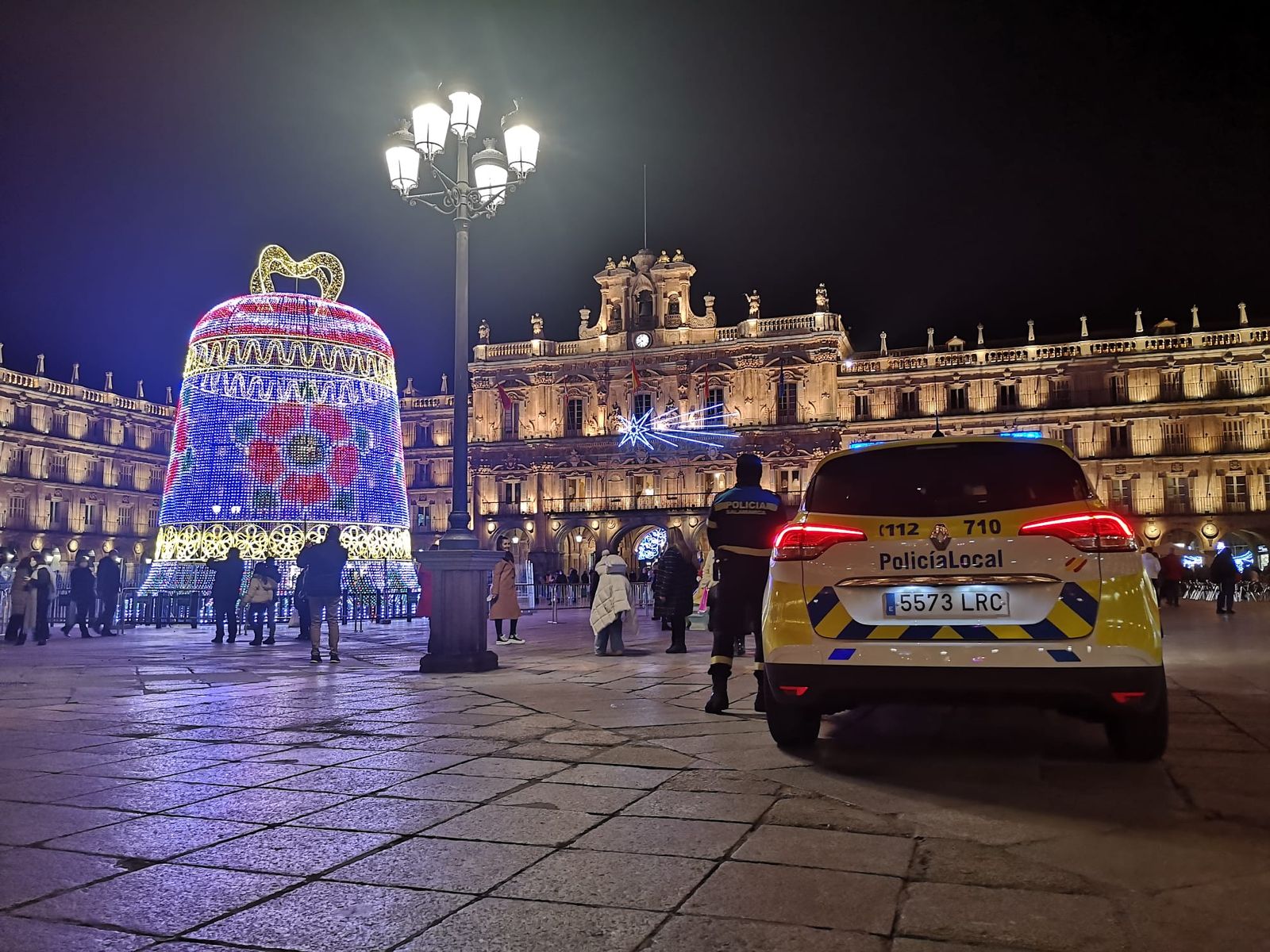 refuerzo-policial-en-la-plaza-mayor-5